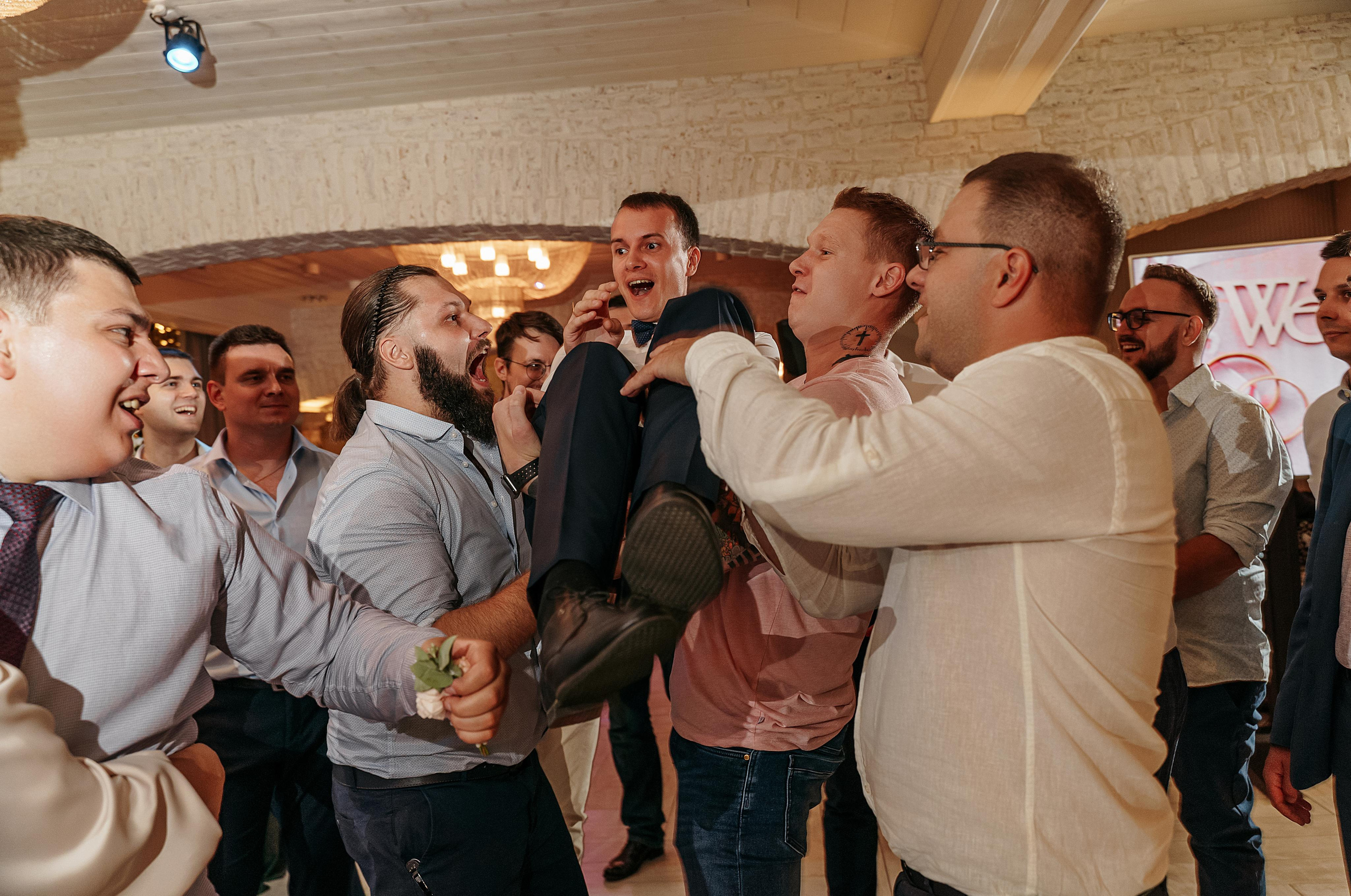 Свадьба в носках (полный день). Свадебный фотограф