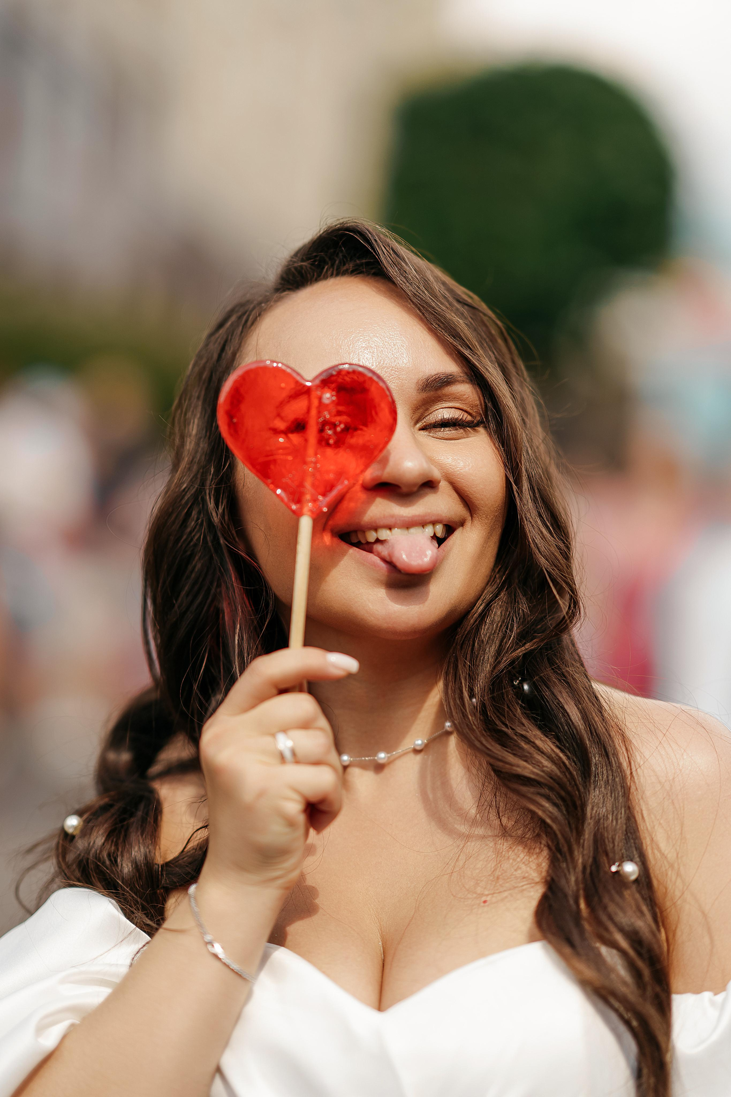 Венчание и прогулка у ГУМа (пол дня). Свадебный фотограф