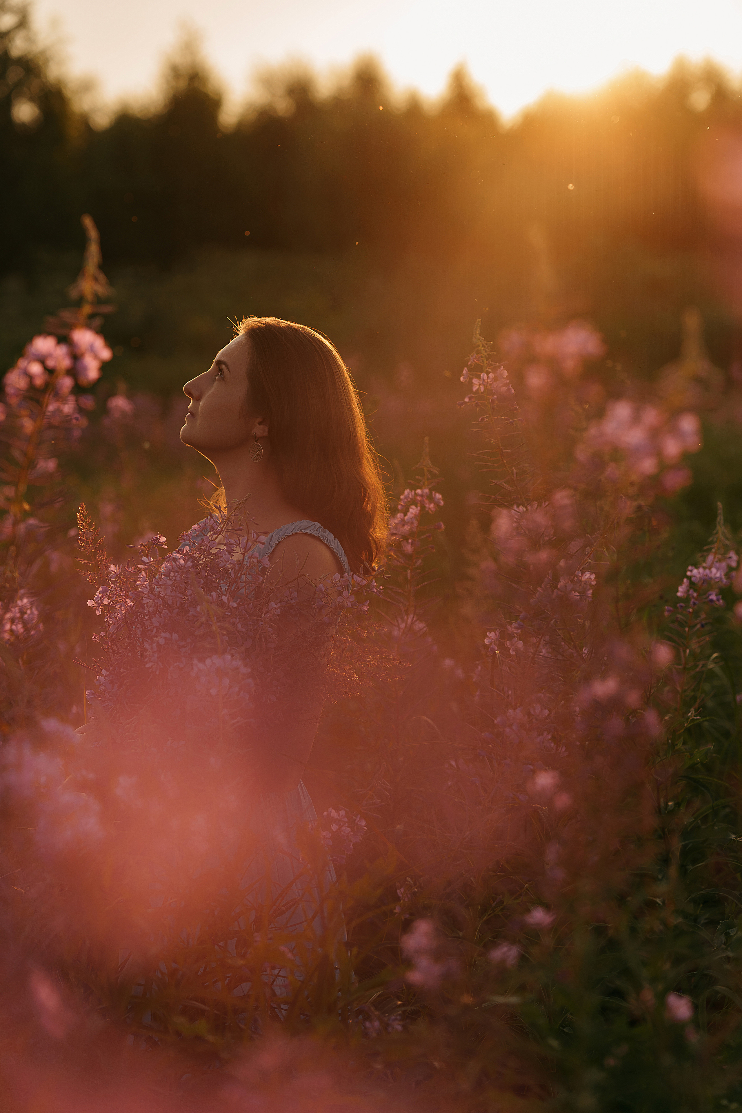 Фотосессия в поле. Свадебный фотограф