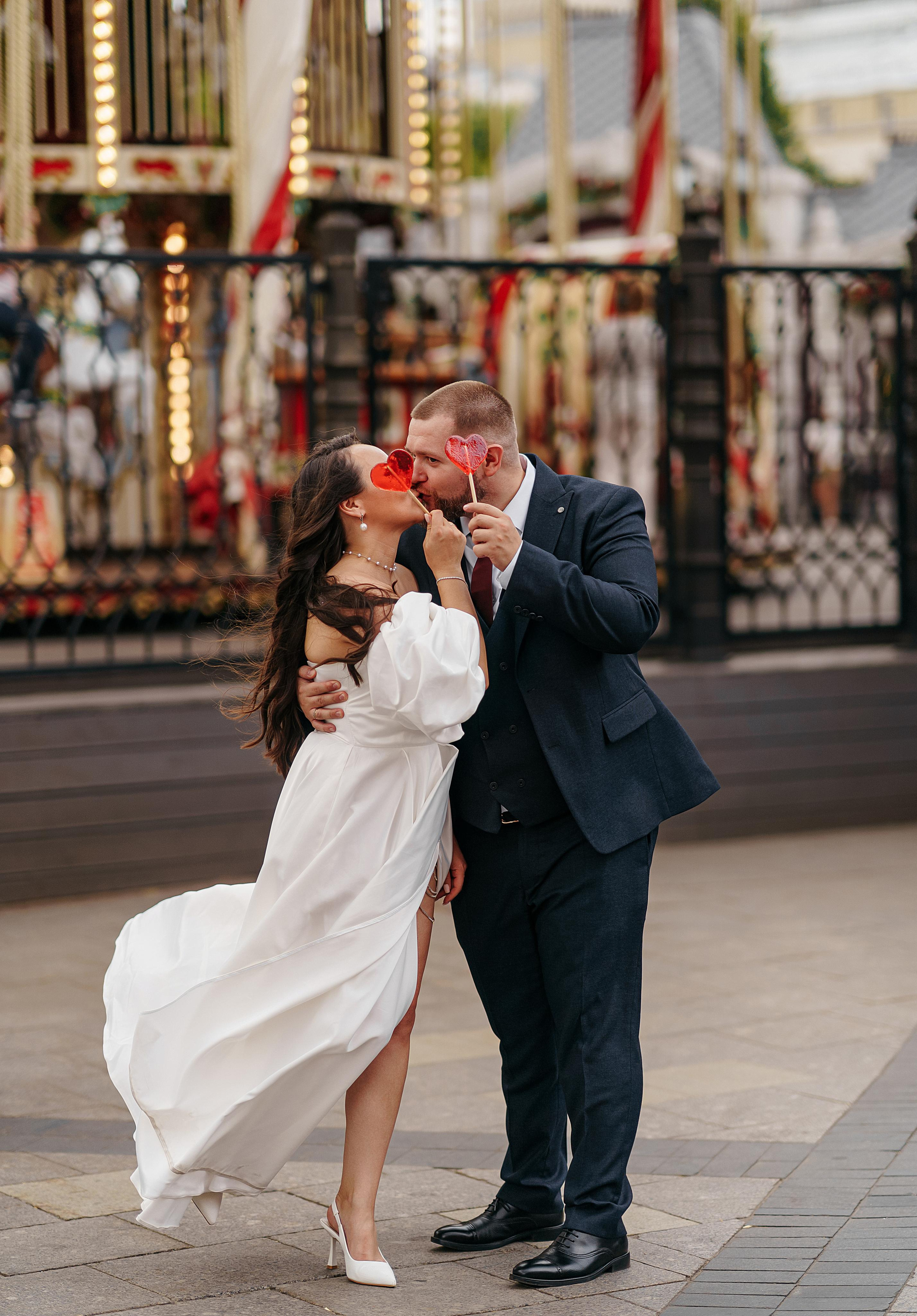 Венчание и прогулка у ГУМа (пол дня). Свадебный фотограф