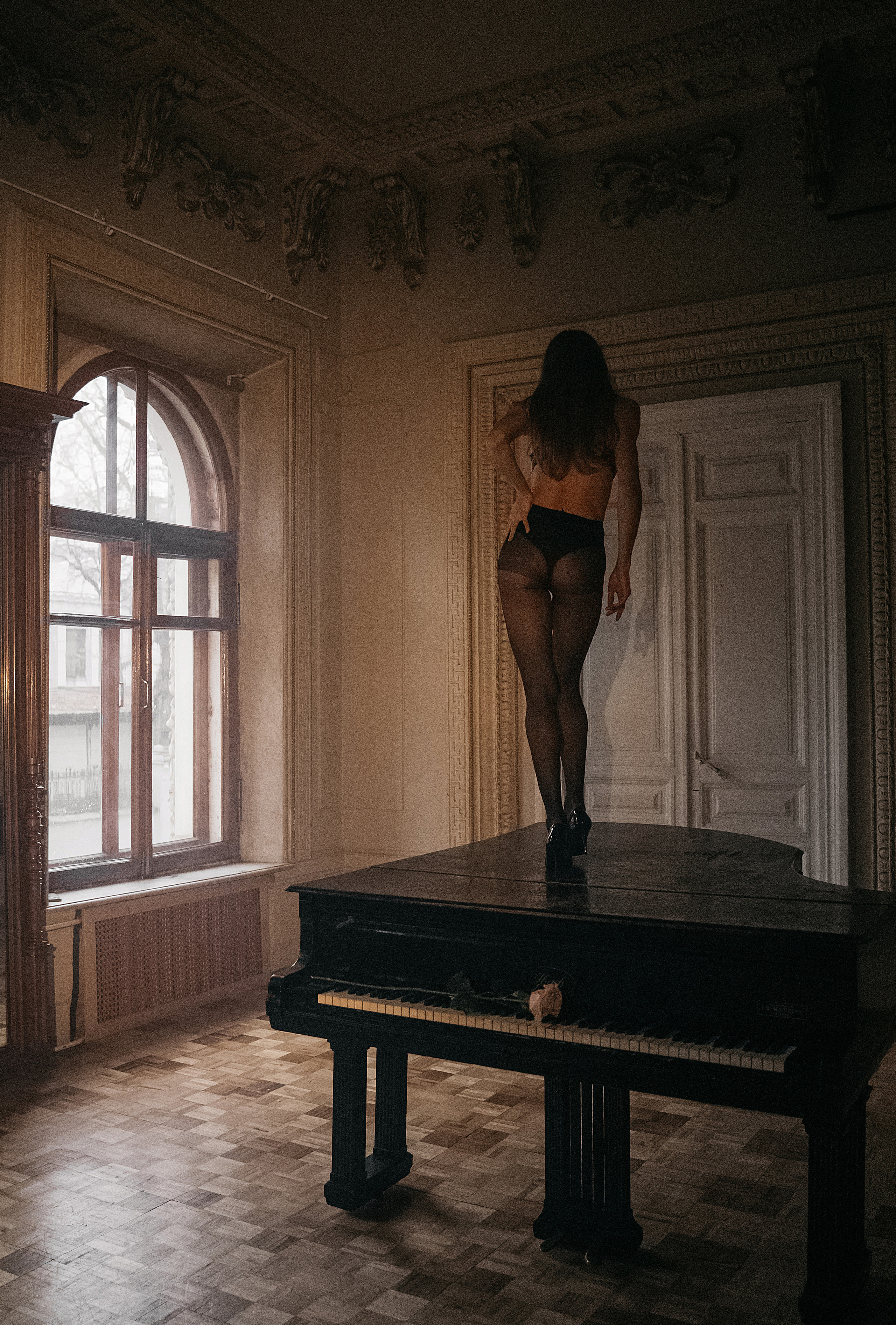 Фотосессия с роялем. Свадебный фотограф