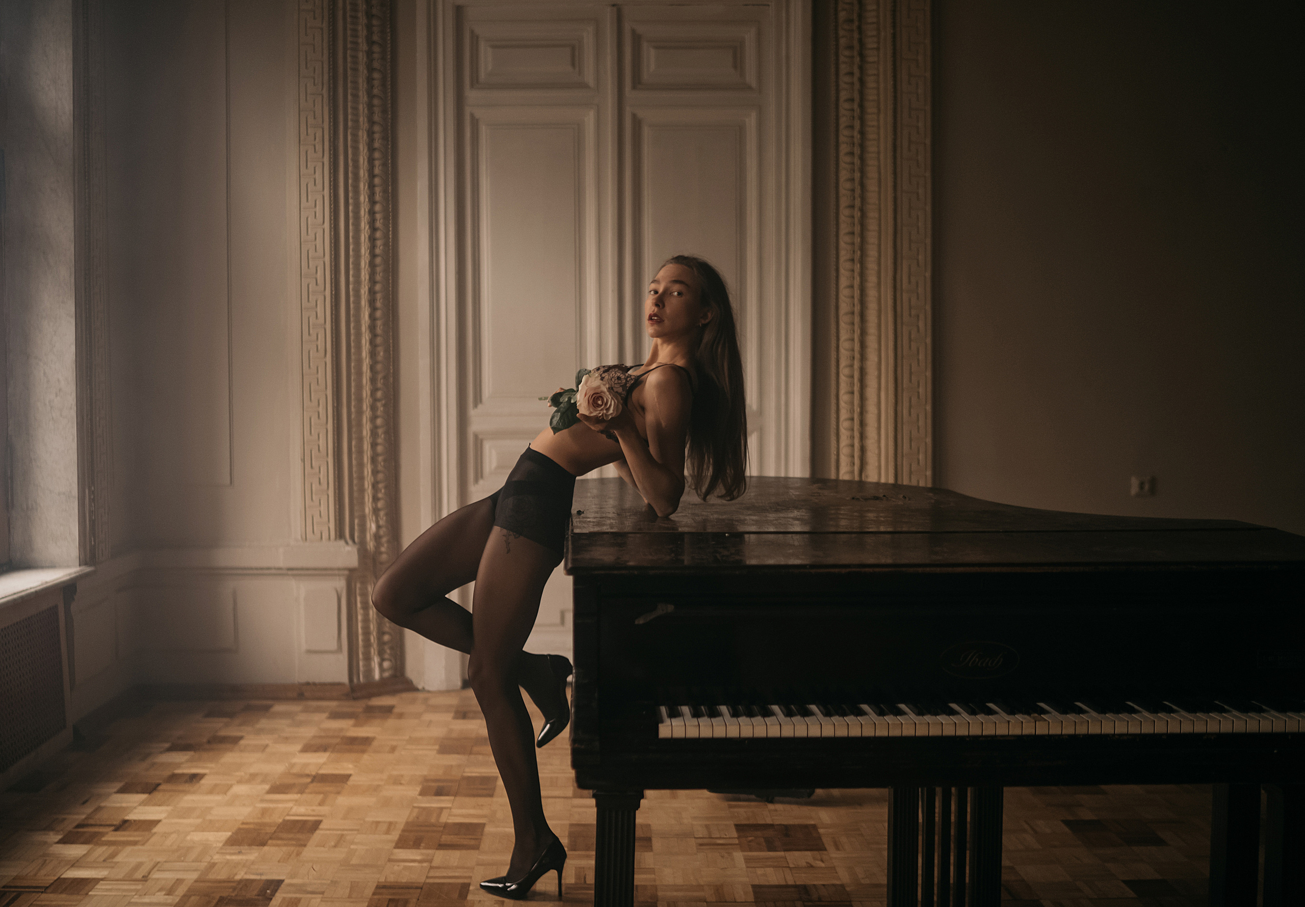 Фотосессия с роялем. Свадебный фотограф