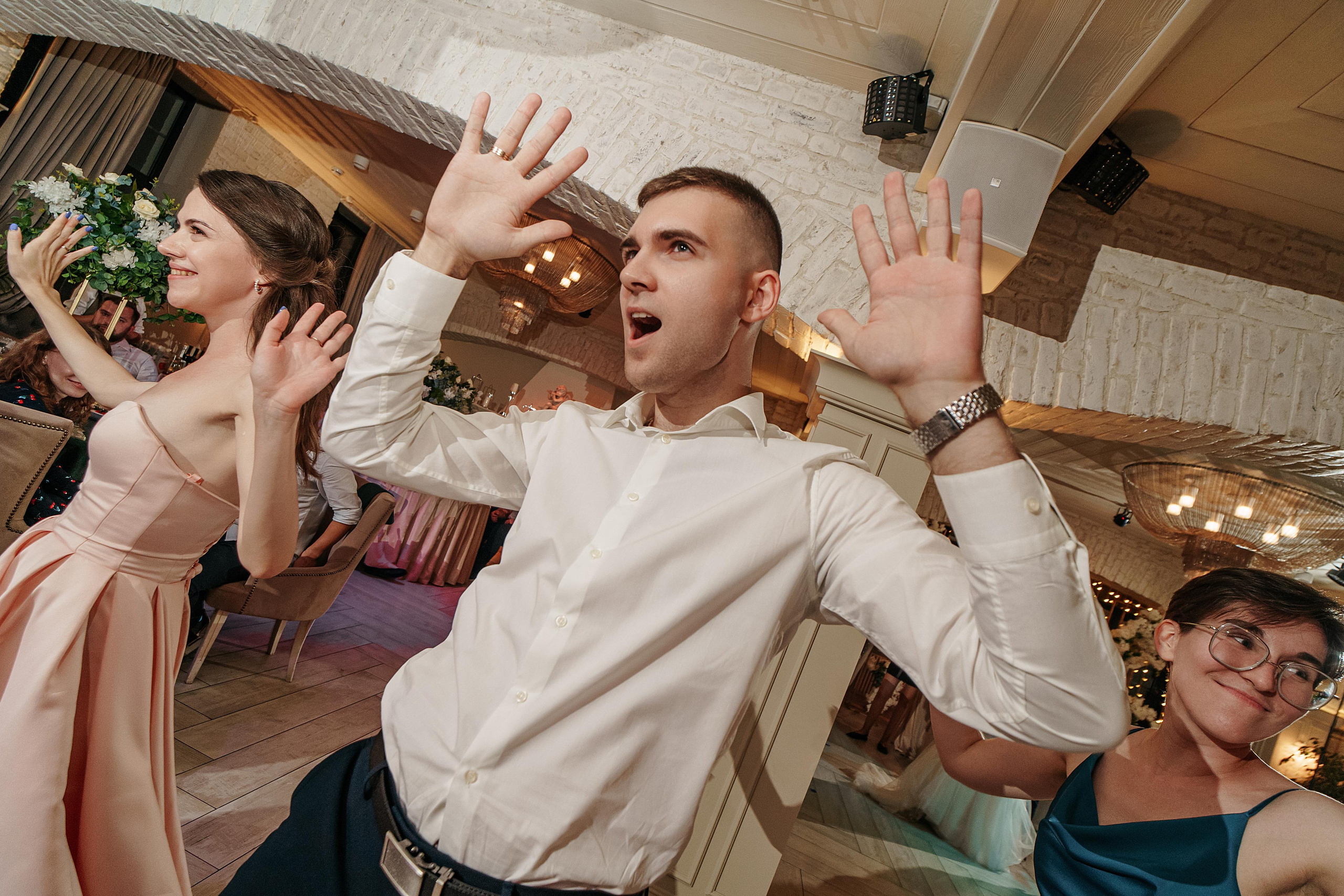 Свадьба в носках (полный день). Свадебный фотограф