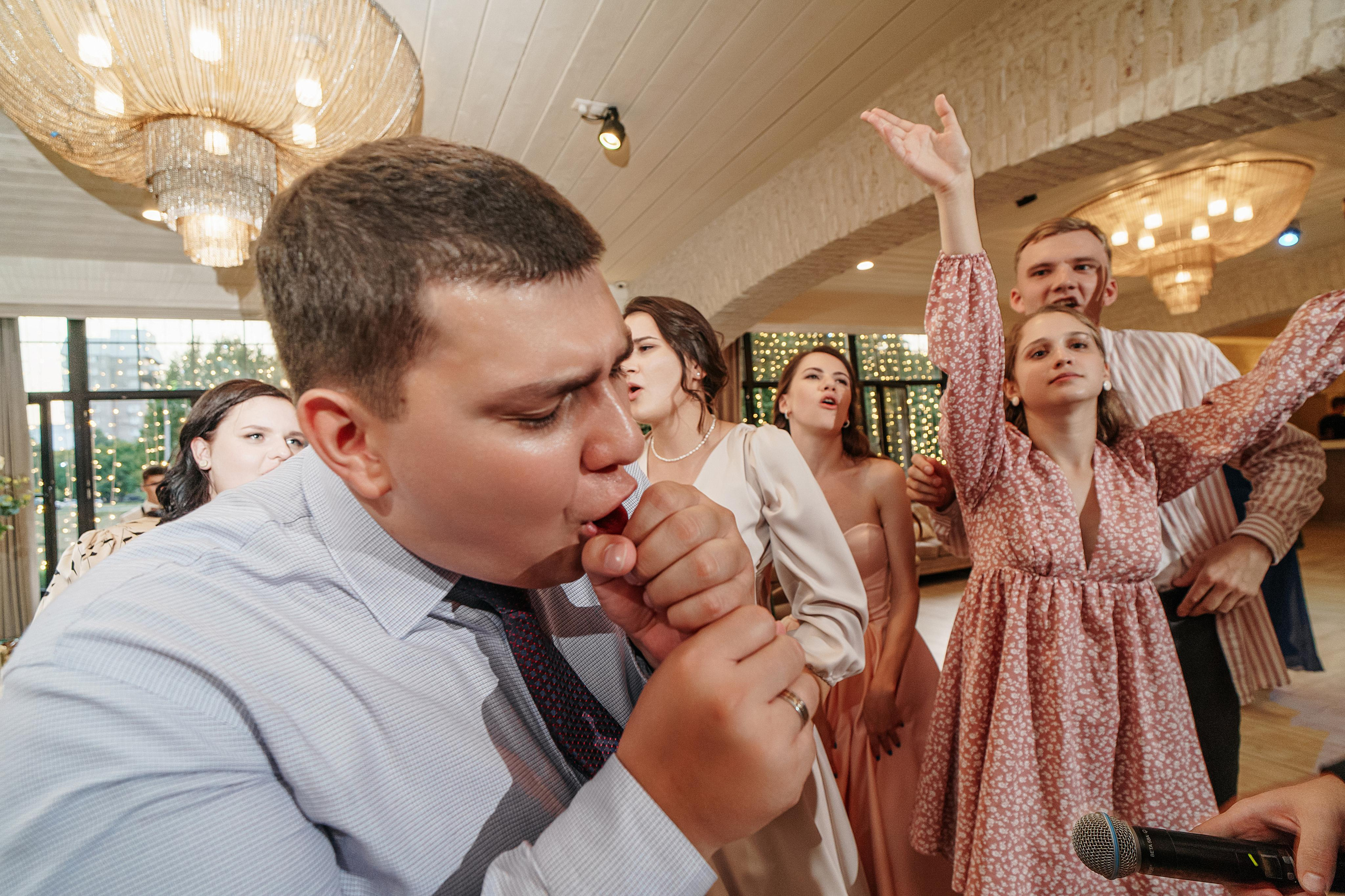 Свадьба в носках (полный день). Свадебный фотограф