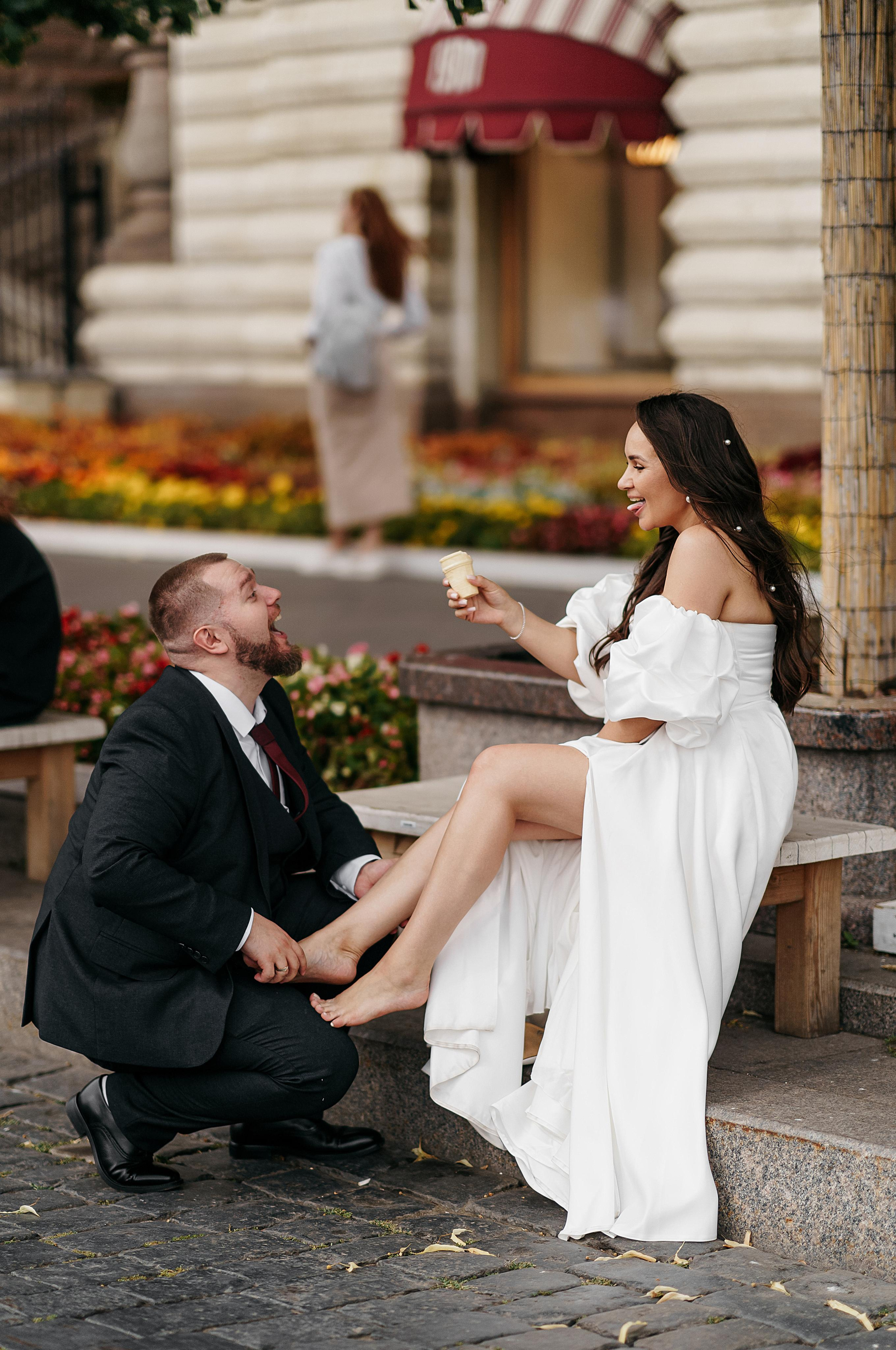 Венчание и прогулка у ГУМа (пол дня). Свадебный фотограф