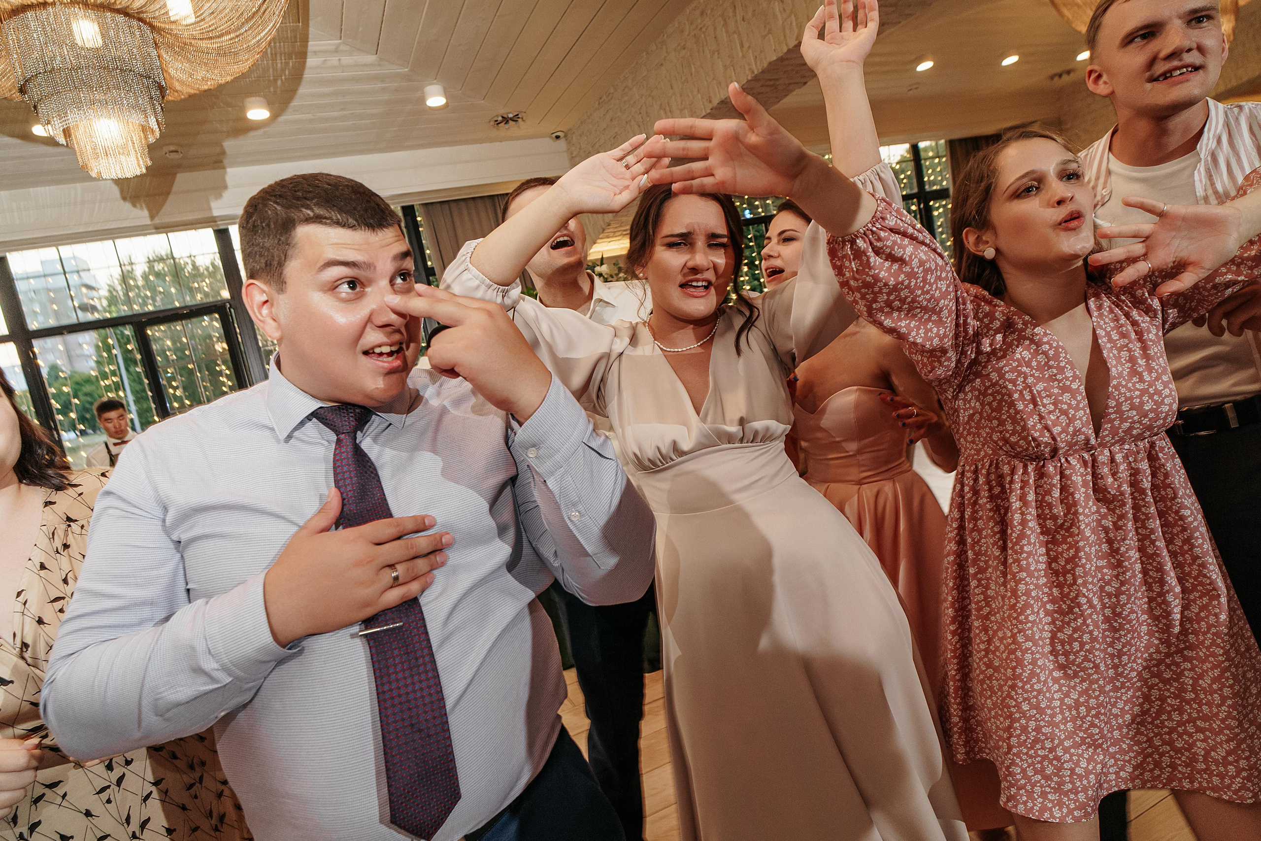 Свадьба в носках (полный день). Свадебный фотограф