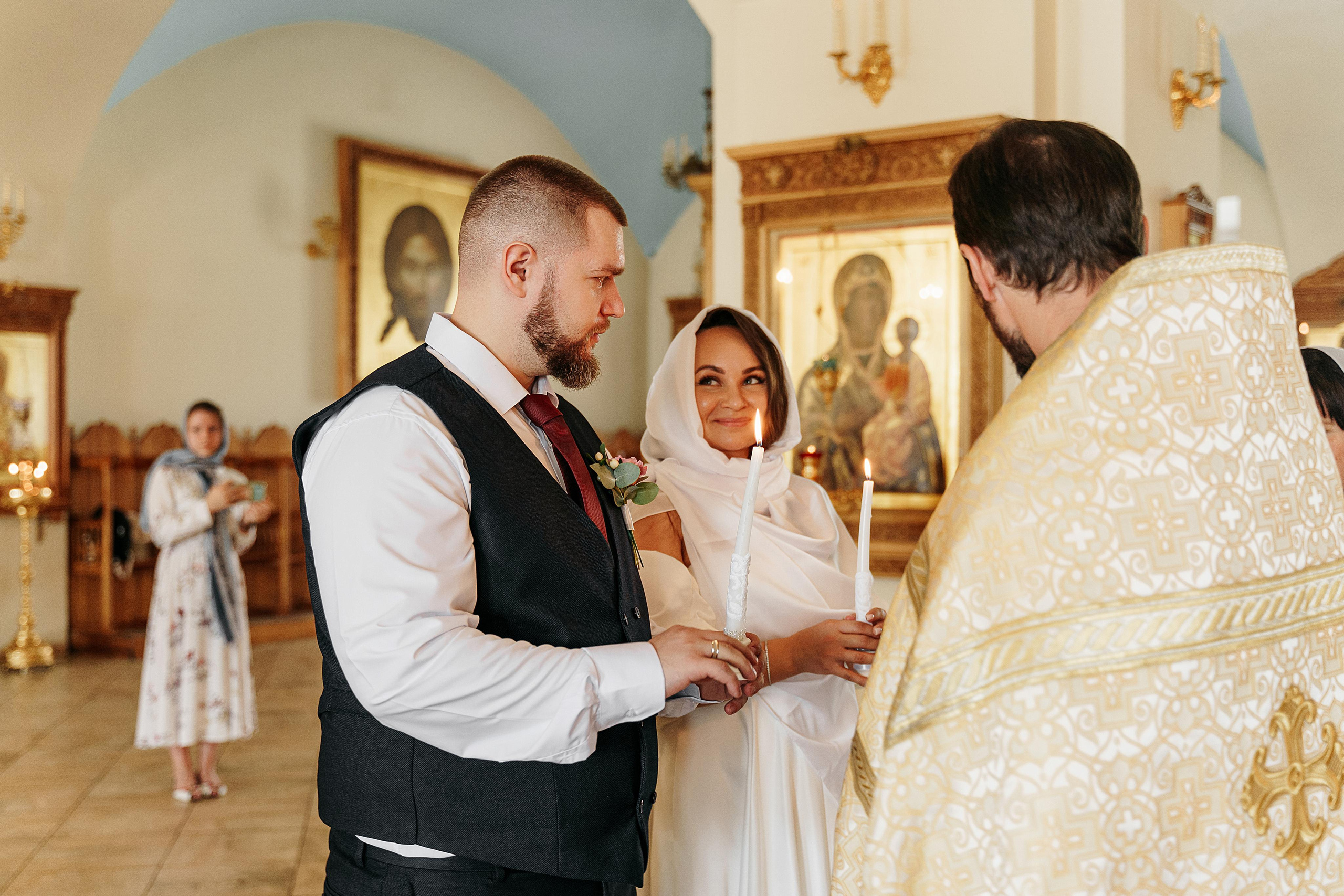Венчание и прогулка у ГУМа (пол дня). Свадебный фотограф