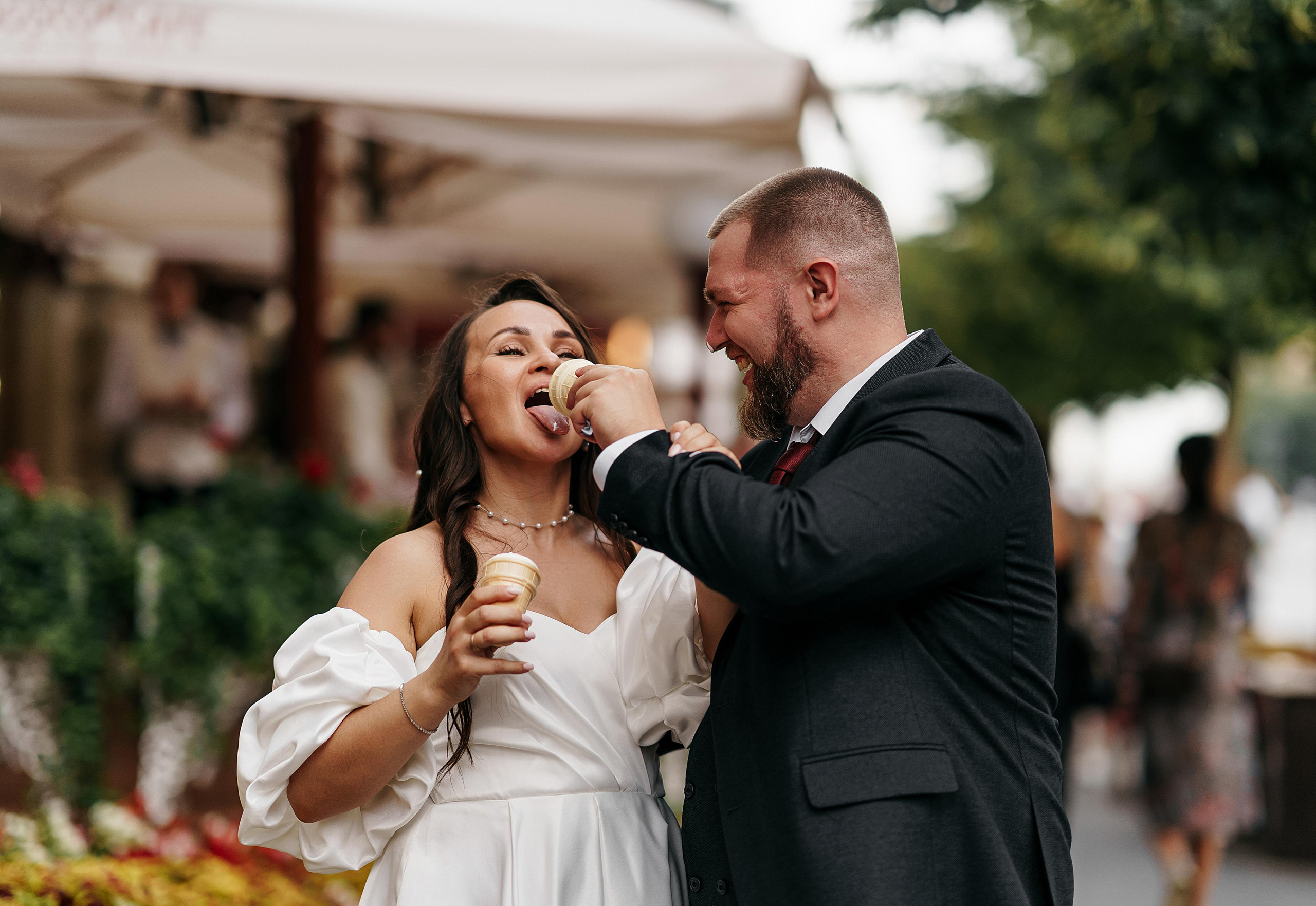 Венчание и прогулка у ГУМа (пол дня). Свадебный фотограф