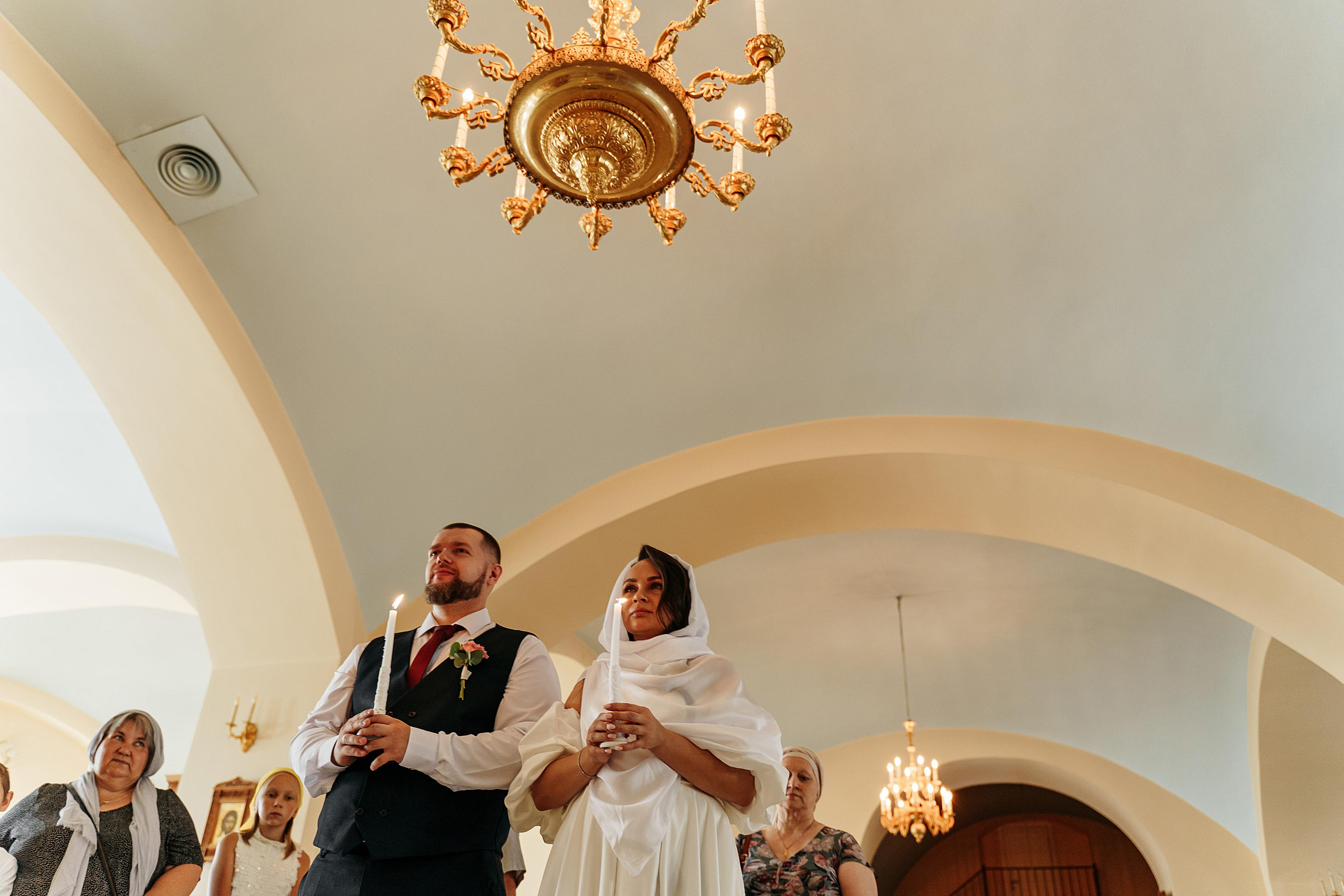 Венчание и прогулка у ГУМа (пол дня). Свадебный фотограф