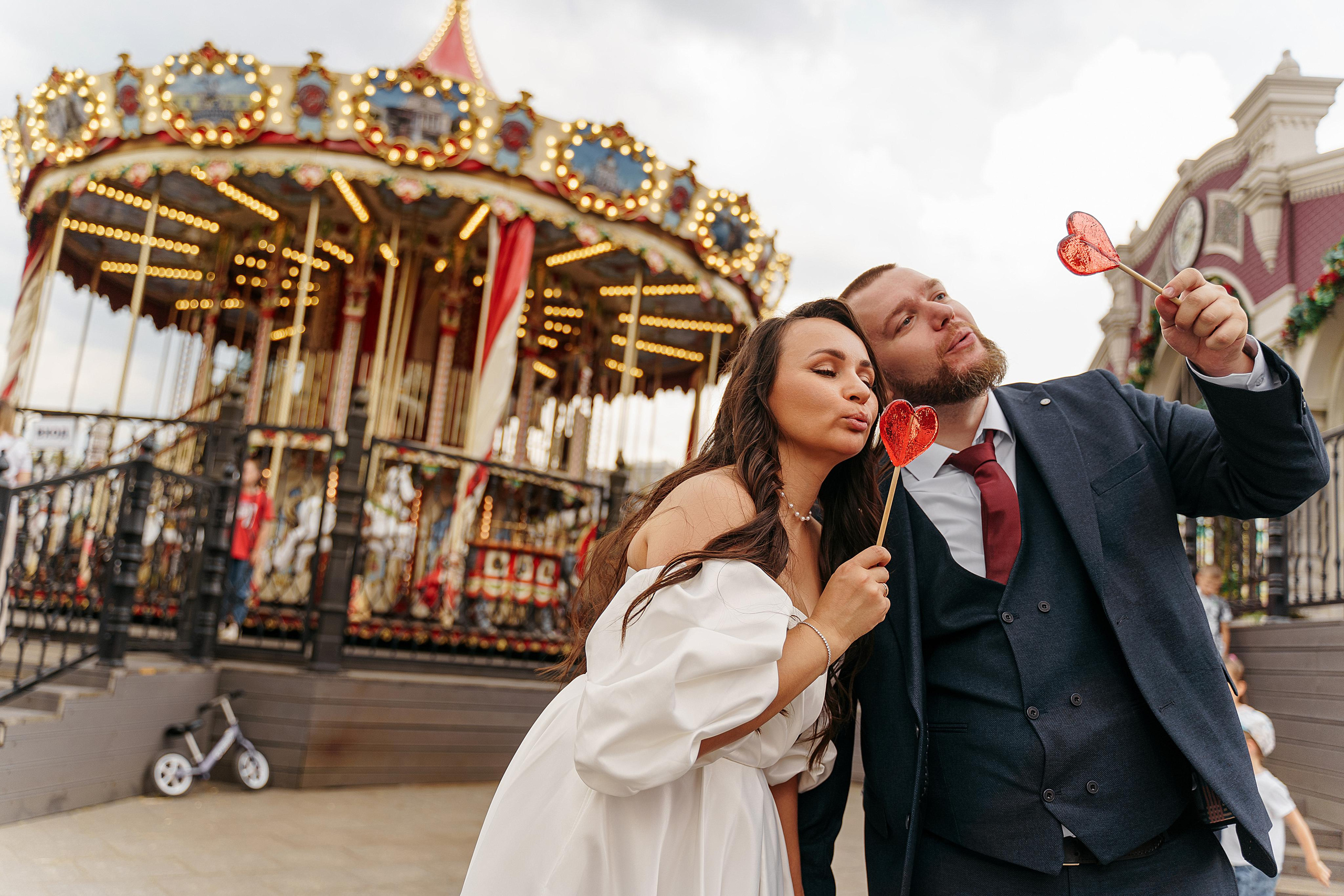 Венчание и прогулка у ГУМа (пол дня). Свадебный фотограф