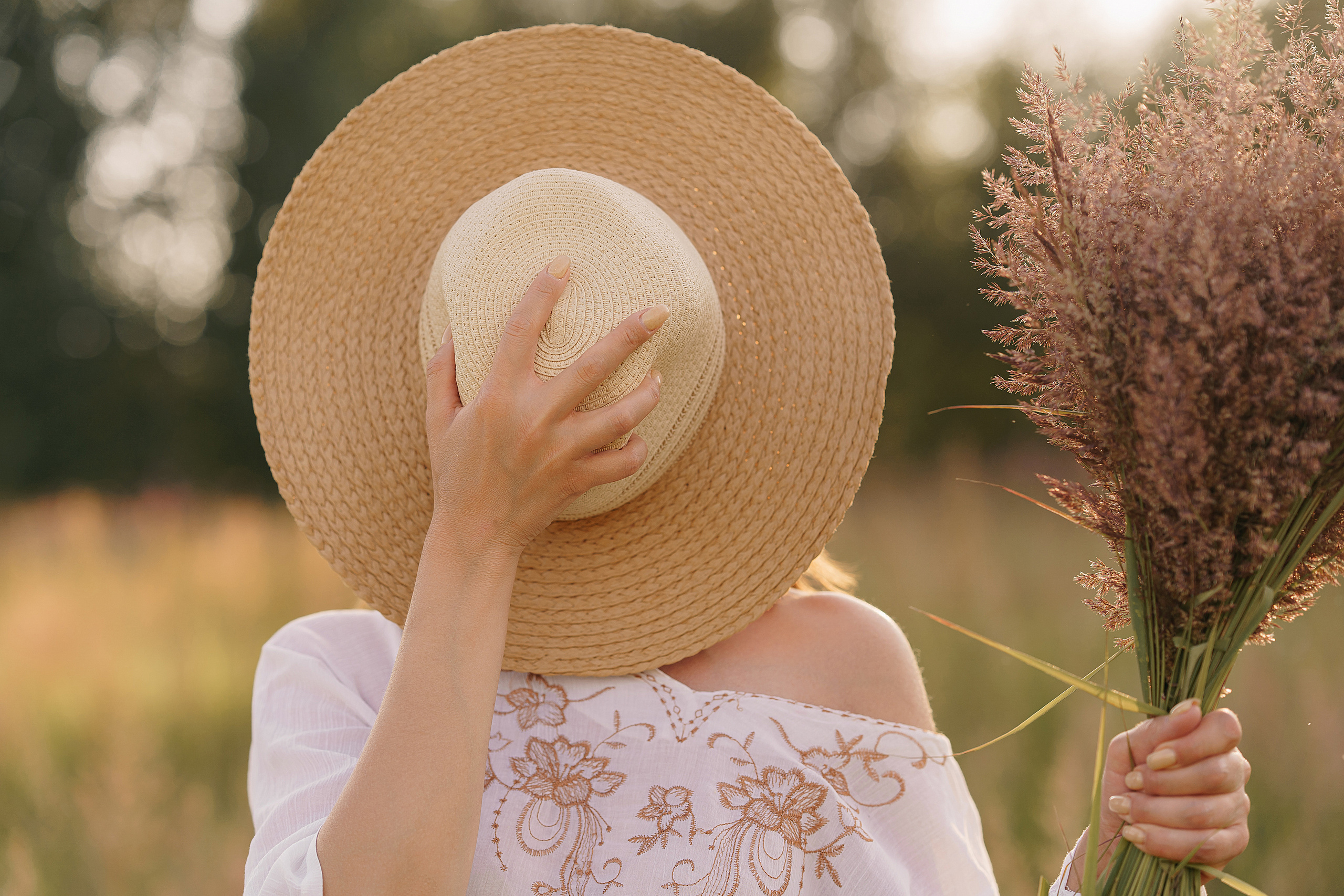 Фотосессия в поле. Свадебный фотограф