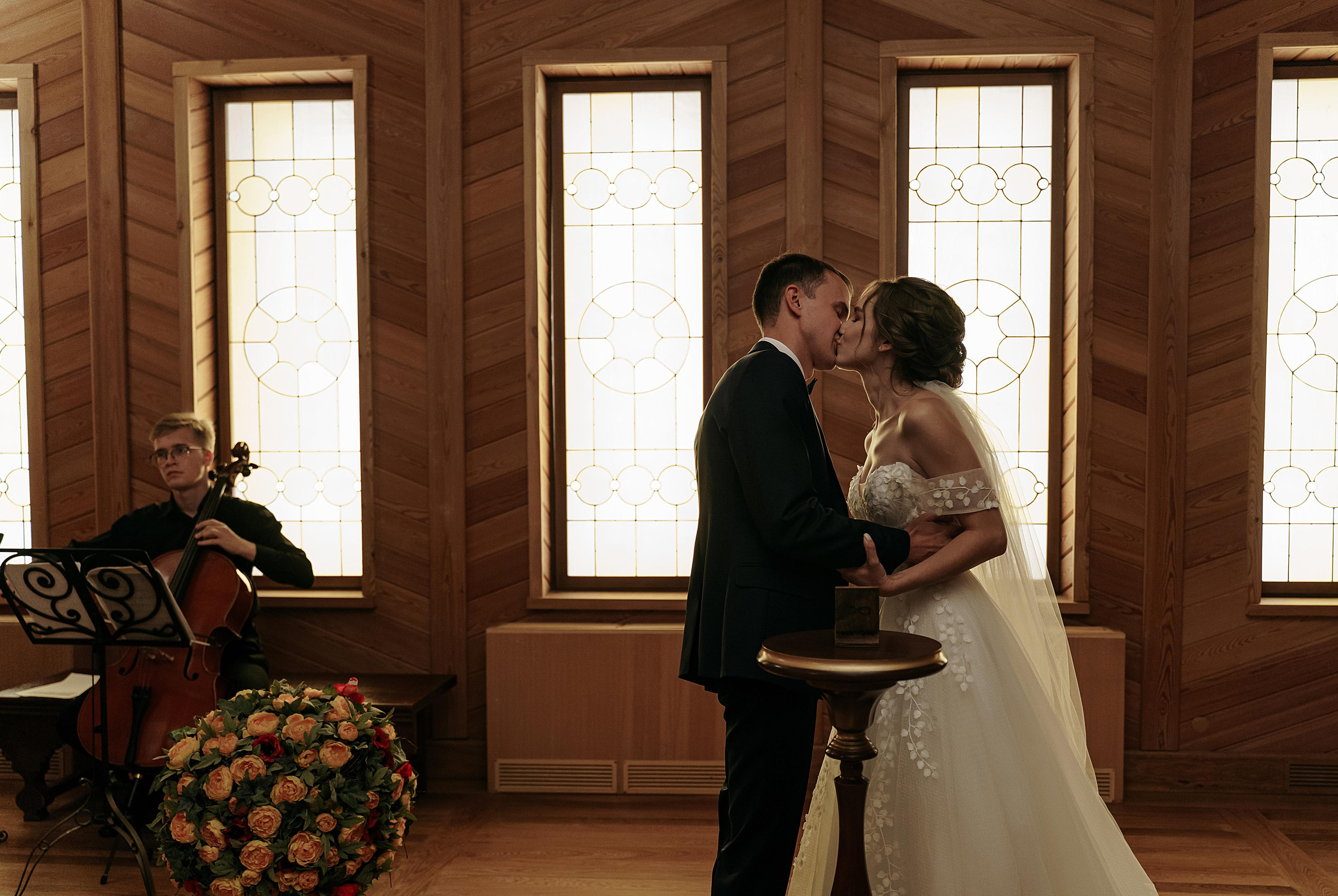 Свадьба в носках (полный день). Свадебный фотограф