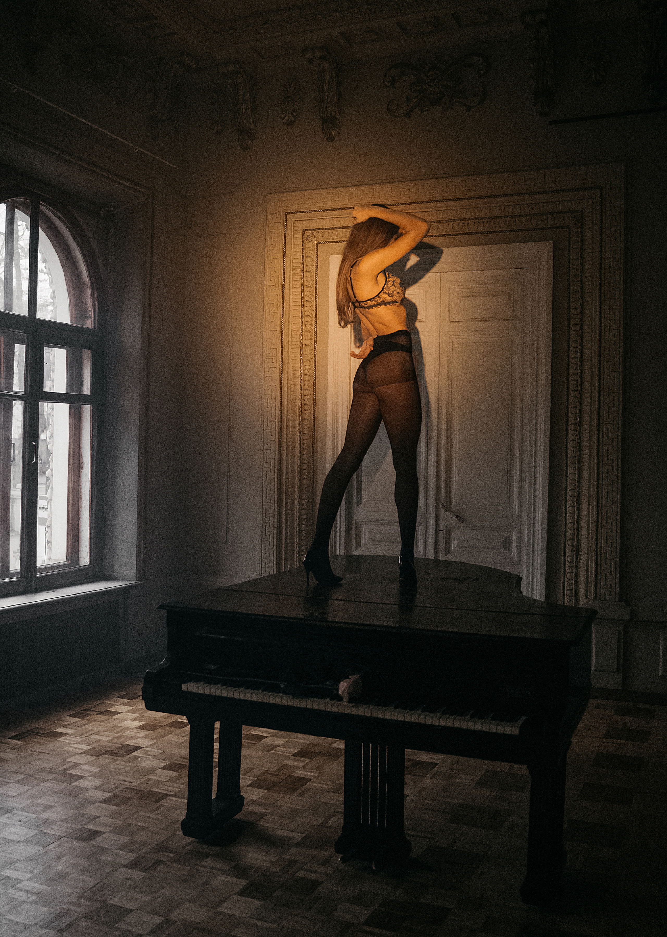 Фотосессия с роялем. Свадебный фотограф