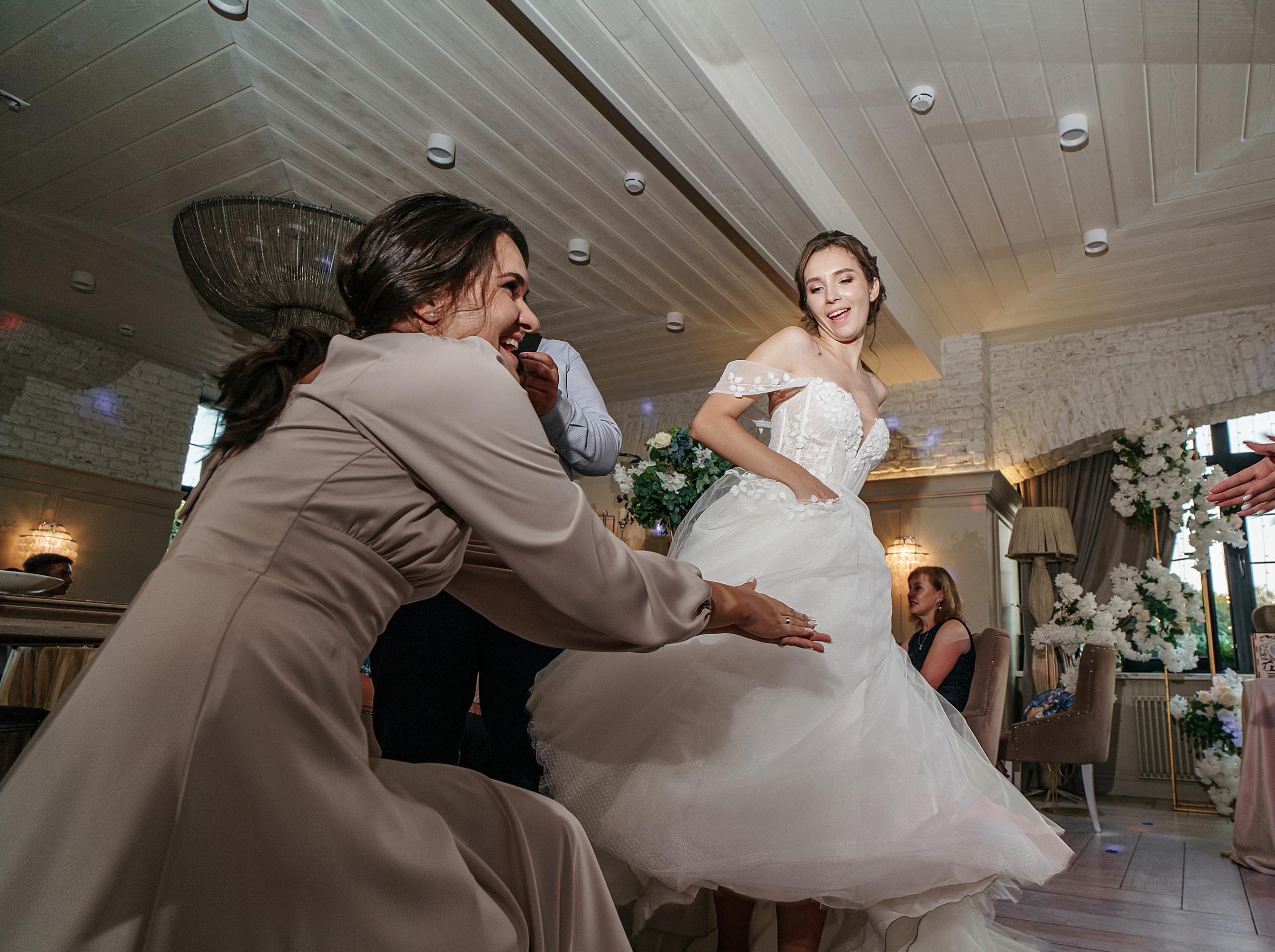 Свадьба в носках (полный день). Свадебный фотограф