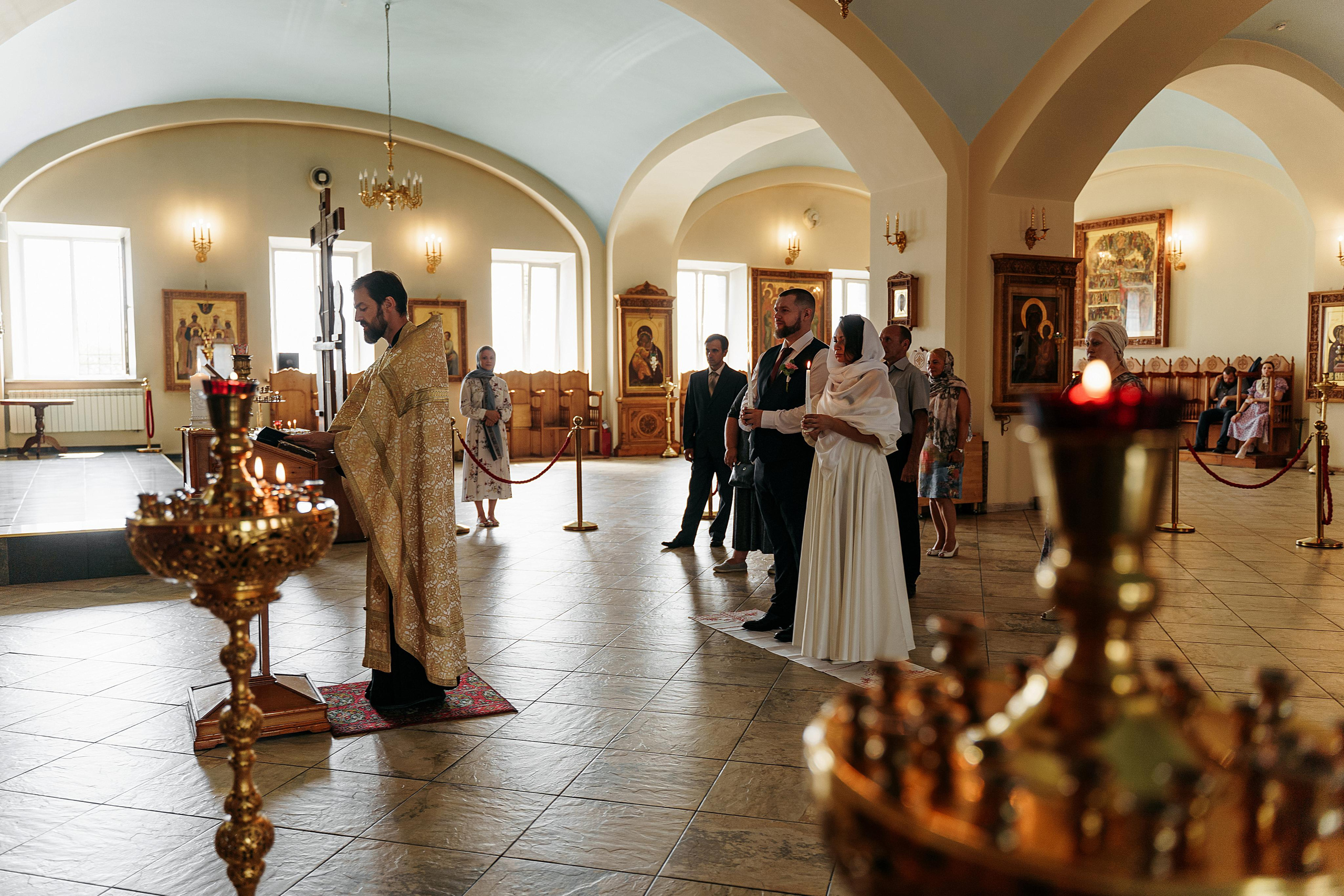 Венчание и прогулка у ГУМа (пол дня). Свадебный фотограф