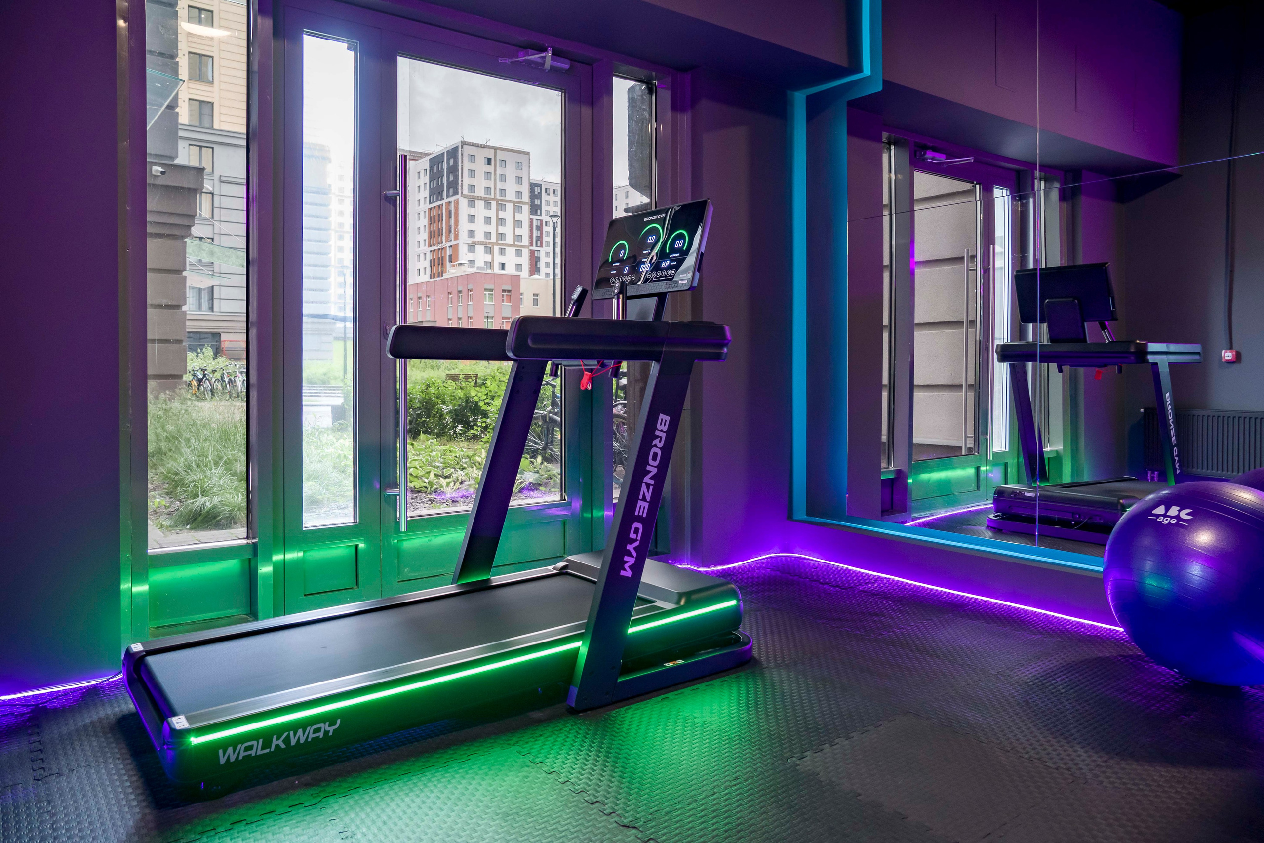 Фитнес-студия. Фотограф в Санкт-Петербурге. Репортажная и все съёмки для бизнеса