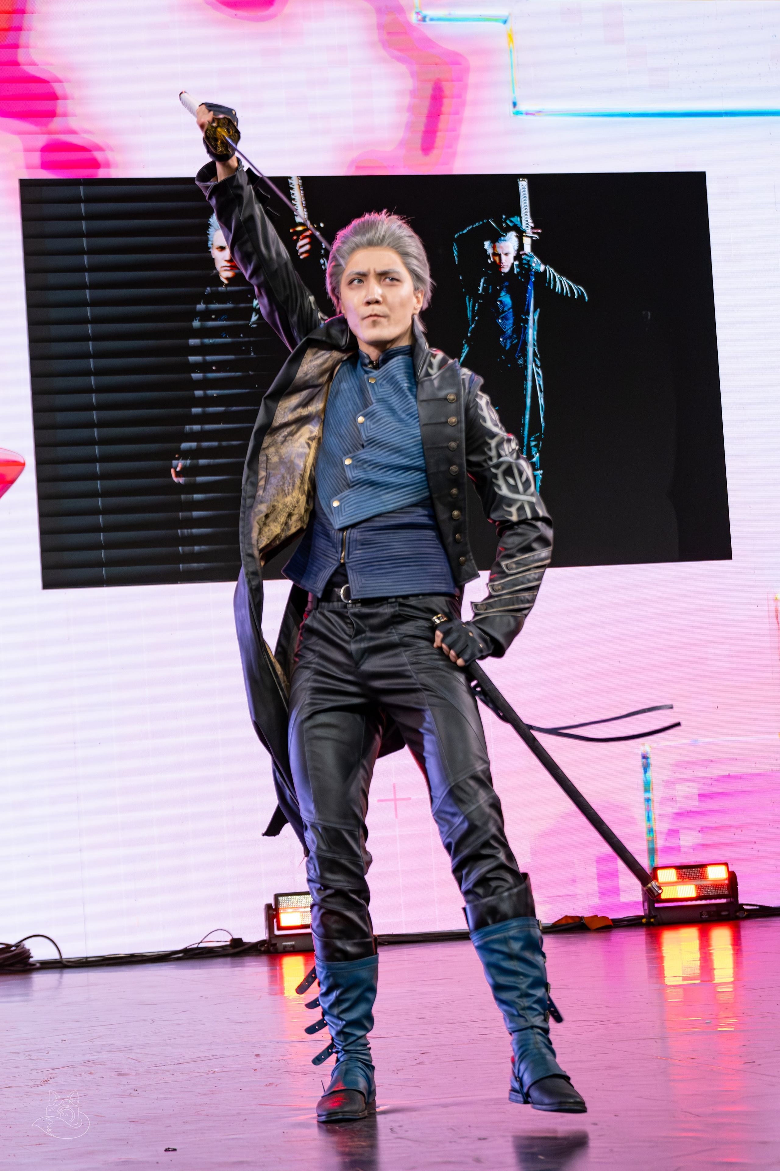 Сцена РЭД ЭКСПО 2024. Косплей фотограф