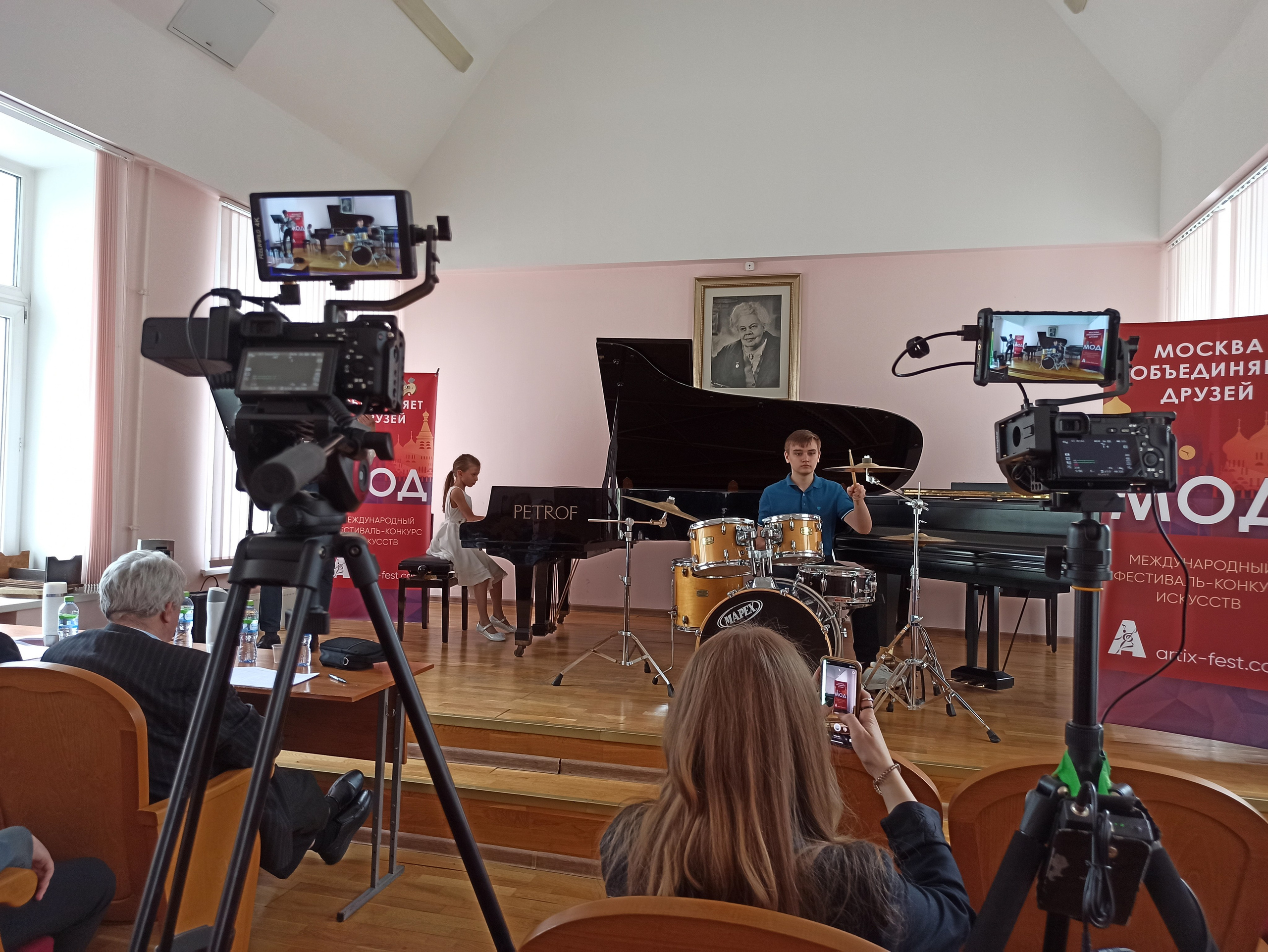 Бэкстейдж студии Dronavt`s. «Студия DRONAVT`s» — видеосъёмка и фотография г. Москва