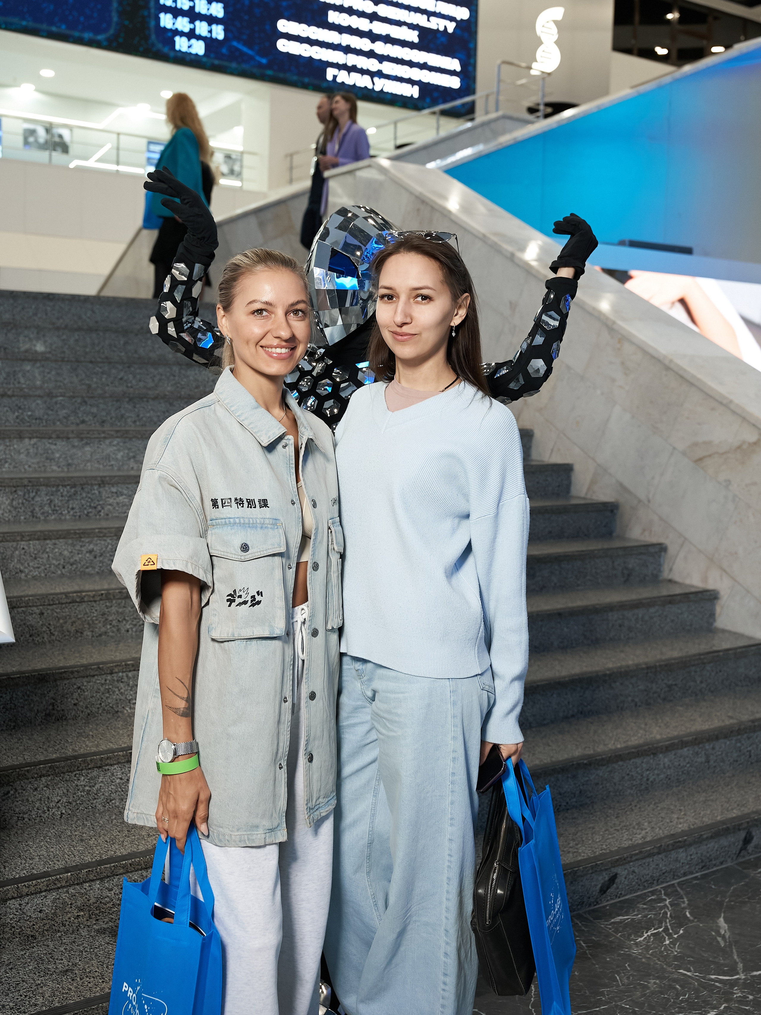 СЛУШАТЕЛИ. PRO-AGELESS