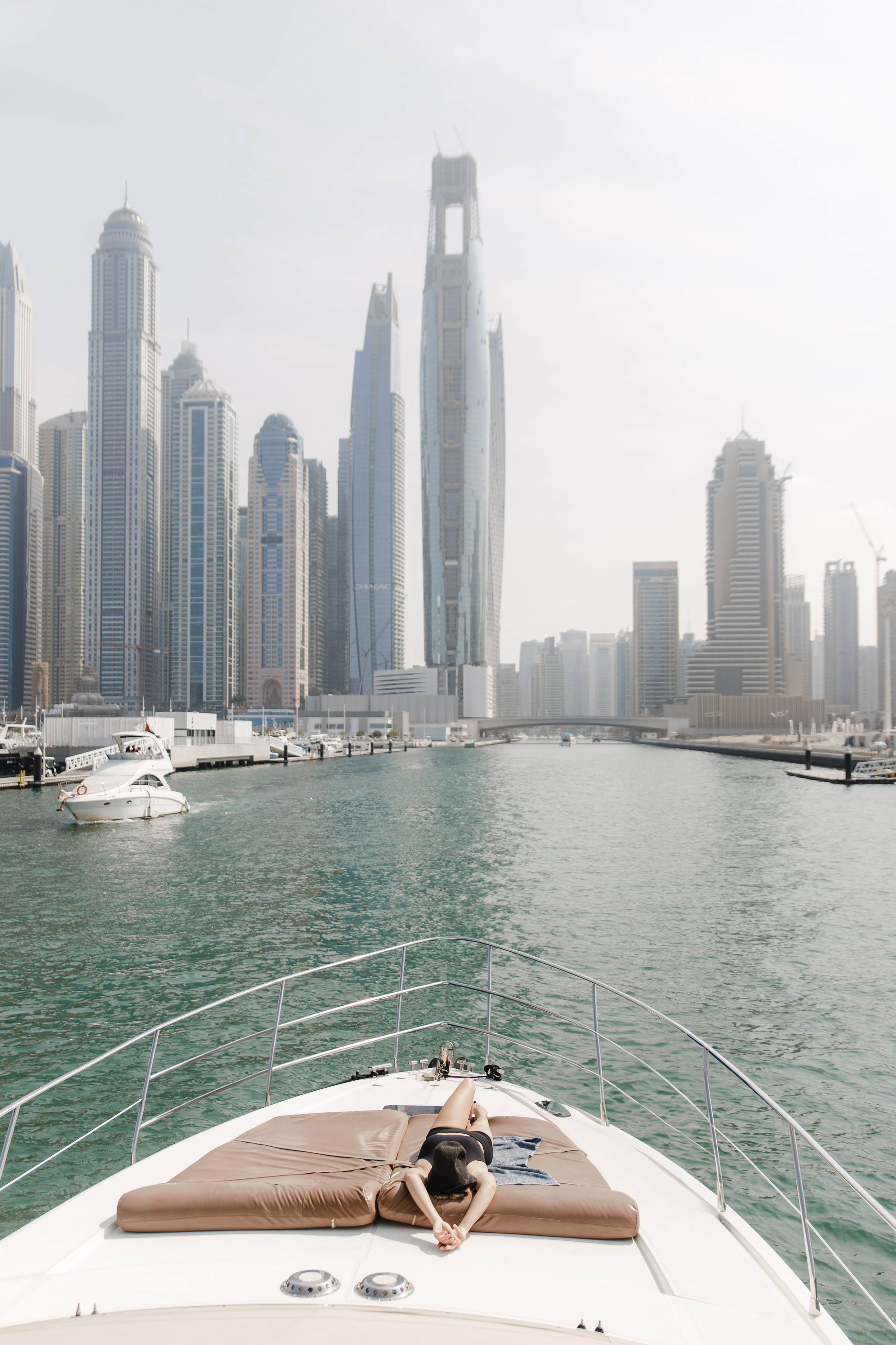Yacht trip in Dubai Marina. Фотограф Андрей Баксов