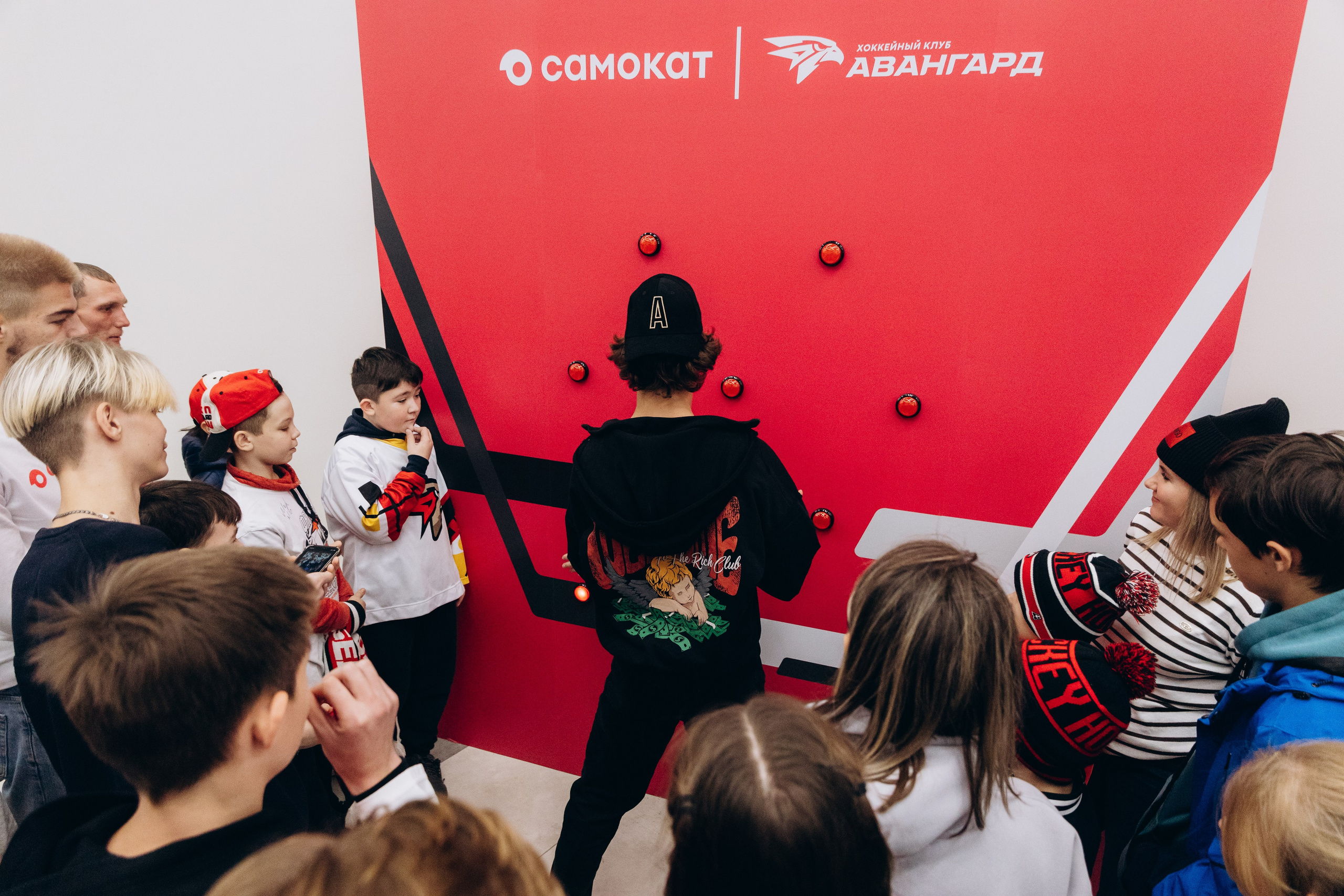 САМОКАТ. G-DRIVE АРЕНА. Свадебный и репортажный фотограф в Омске. Червоткин Никита