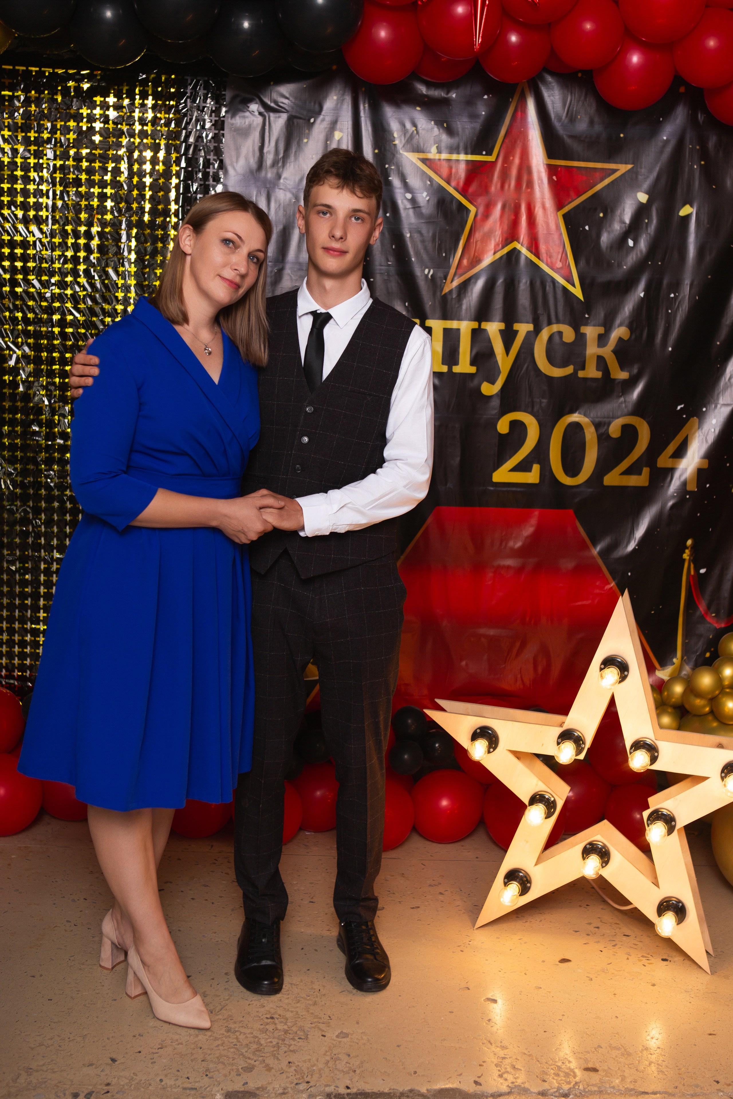 ФОТОСЕССИЯ С РОДИТЕЛЯМИ «ВЫПУСКНОЙ» 2024 г. 9 ШКОЛА г. МЦЕНСК. ТВОЙ АЛЬБОМ / ТВОИ ПРАВИЛА