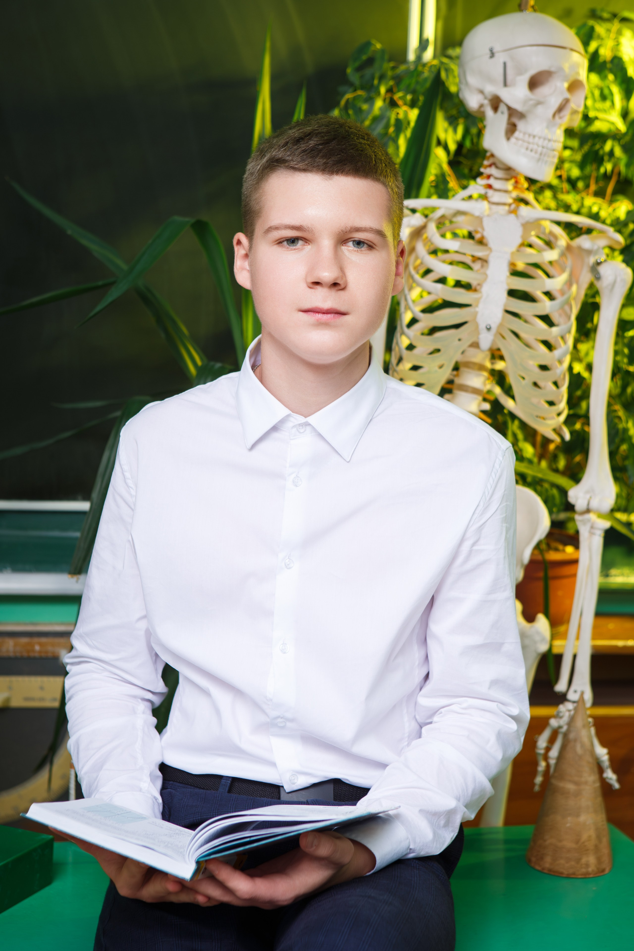 ПОРТРЕТНАЯ ФОТОСЕССИЯ В КЛАССЕ ДЛЯ 9 КЛАССОВ. ТВОЙ АЛЬБОМ / ТВОИ ПРАВИЛА