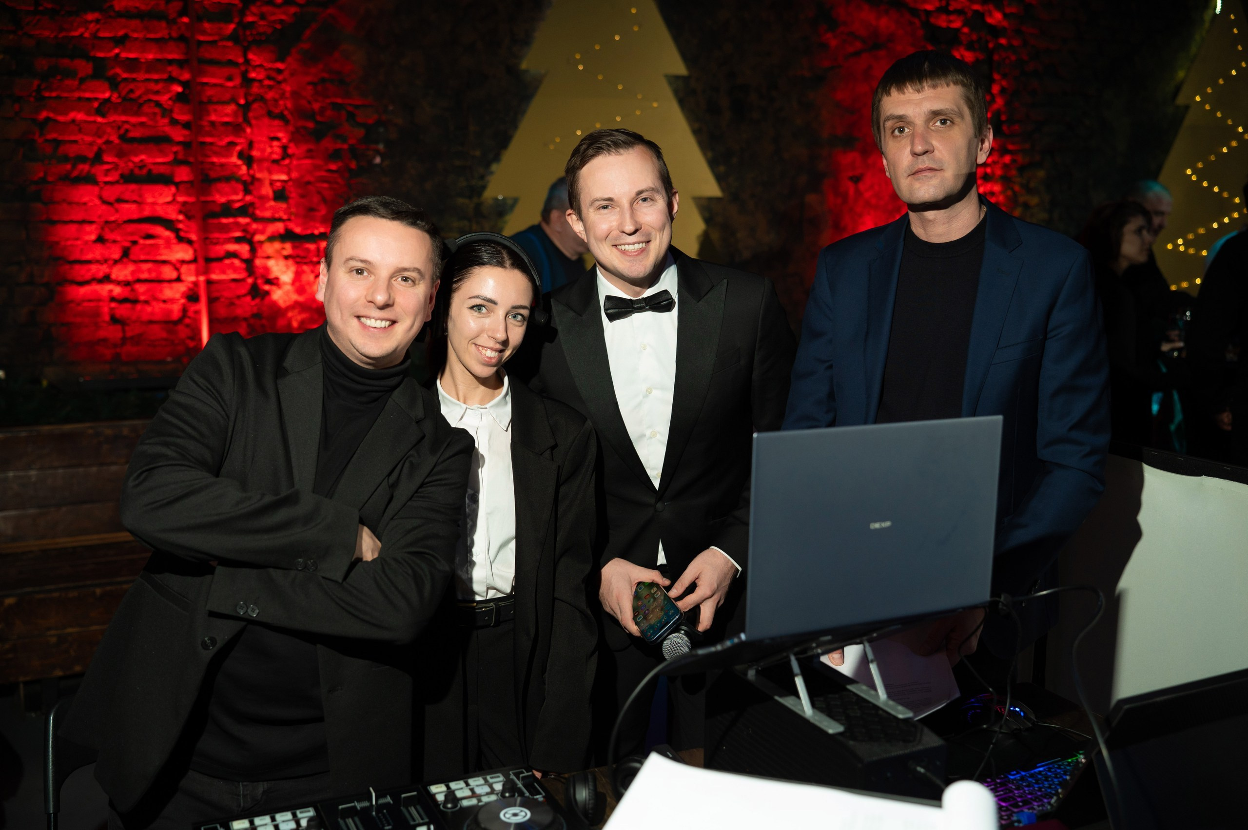 Корпоративные мероприятия. Ведущий в Москве Никита Колотушкин