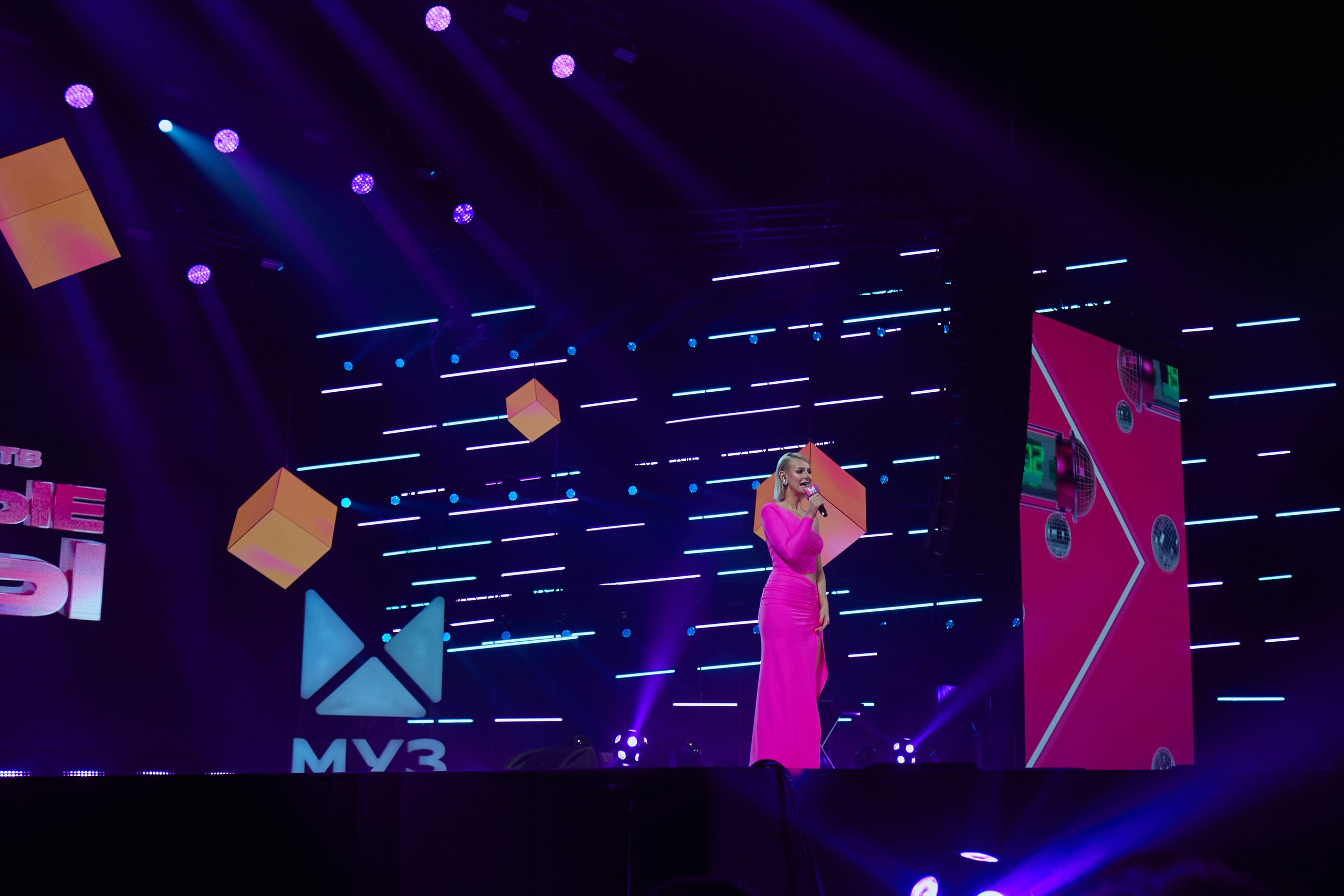 Муз 90-е. Art photographer Nino