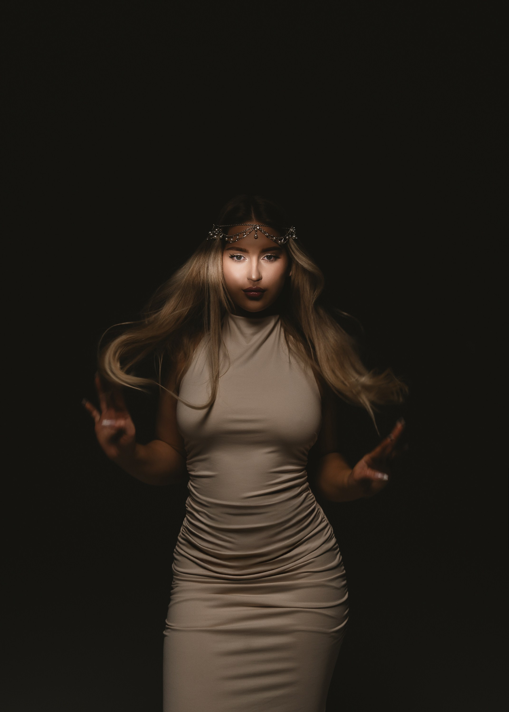 ЛИЗА. Женский портрет