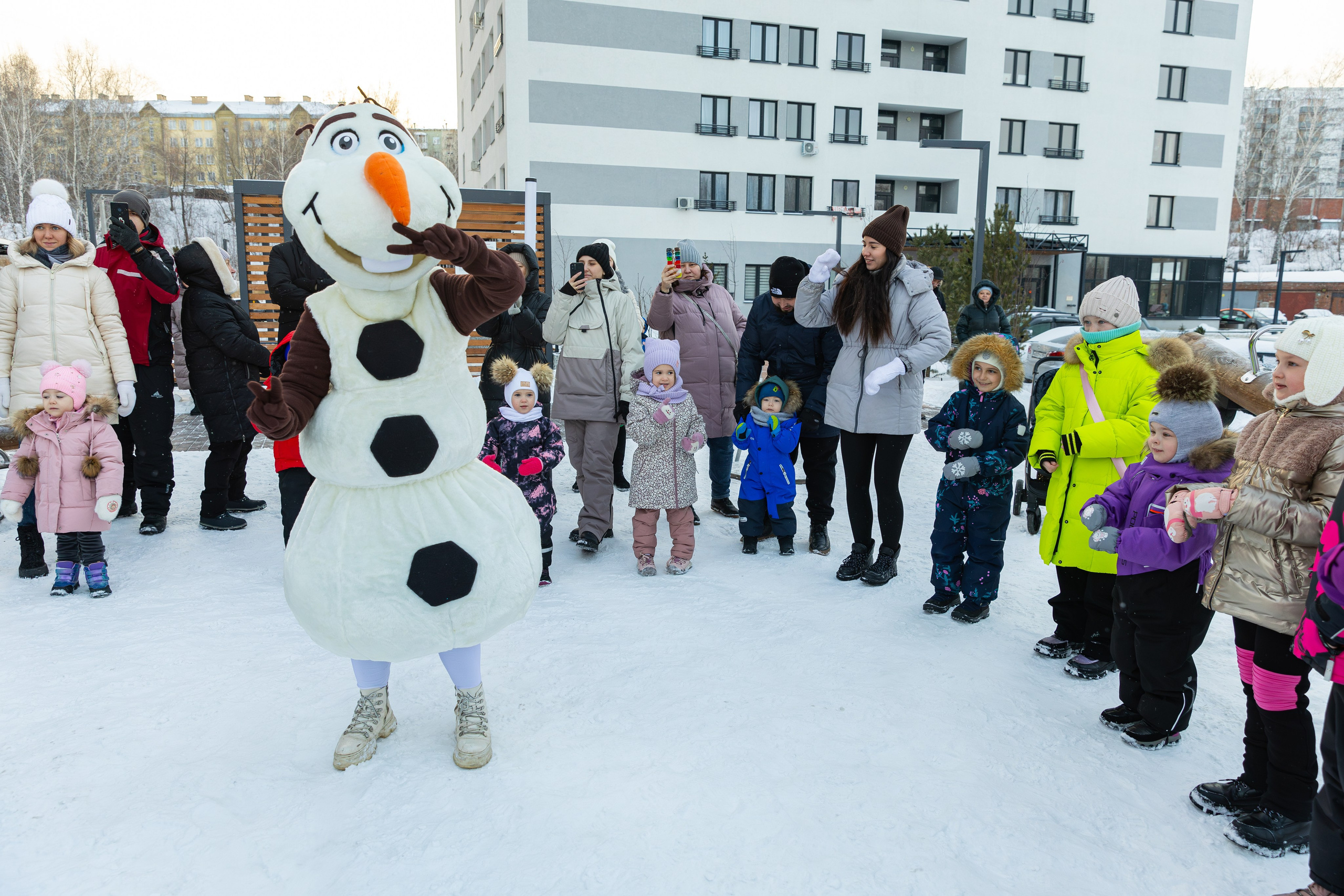 Уличный праздник ЖК «Геометрия». Фотограф Александр Поздняков  Новосибирск