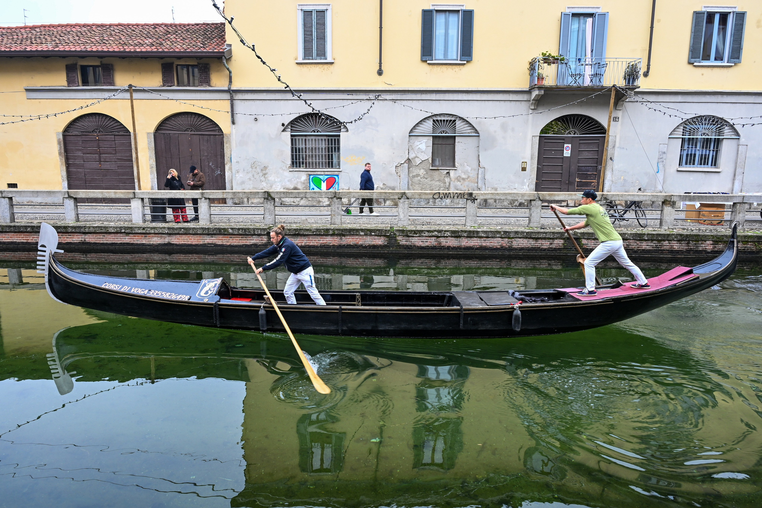 Milano: Navigli, City, Trams. Фотограф Минск