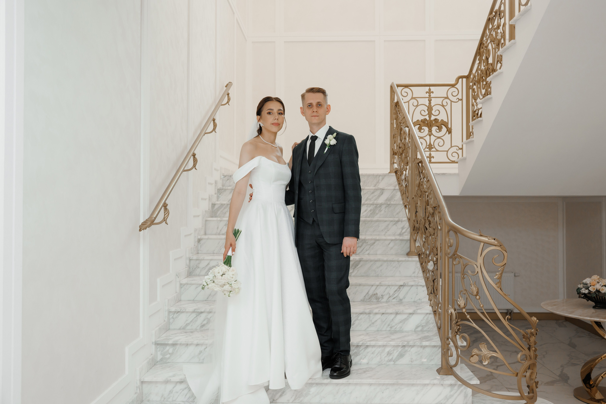 Регистрация в отеле Fish Point, ЗАГС Бутово, прогулка в Остафьево. Свадебный и репортажный фотограф (Москва, Королев и другие)