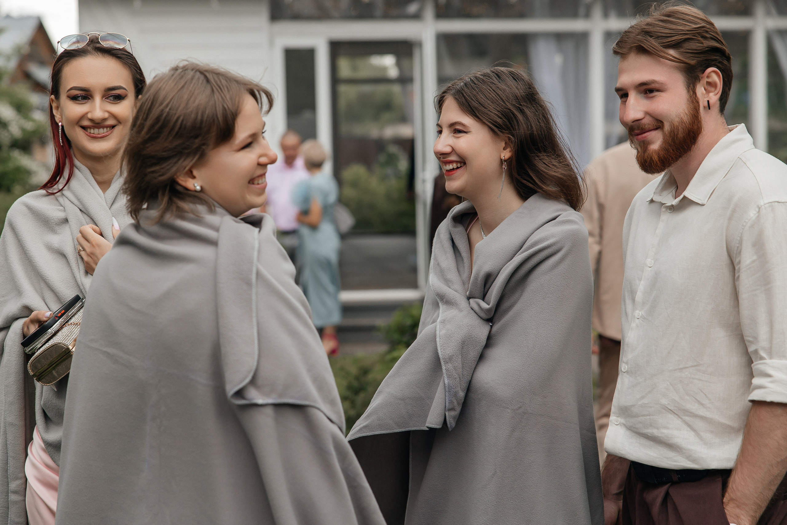 Свадебная фотосессия в ресторане Турандот, свадьба на площадке House for wedding Дом у озера. Свадебный фотограф в Москве Дарья Олендарёва