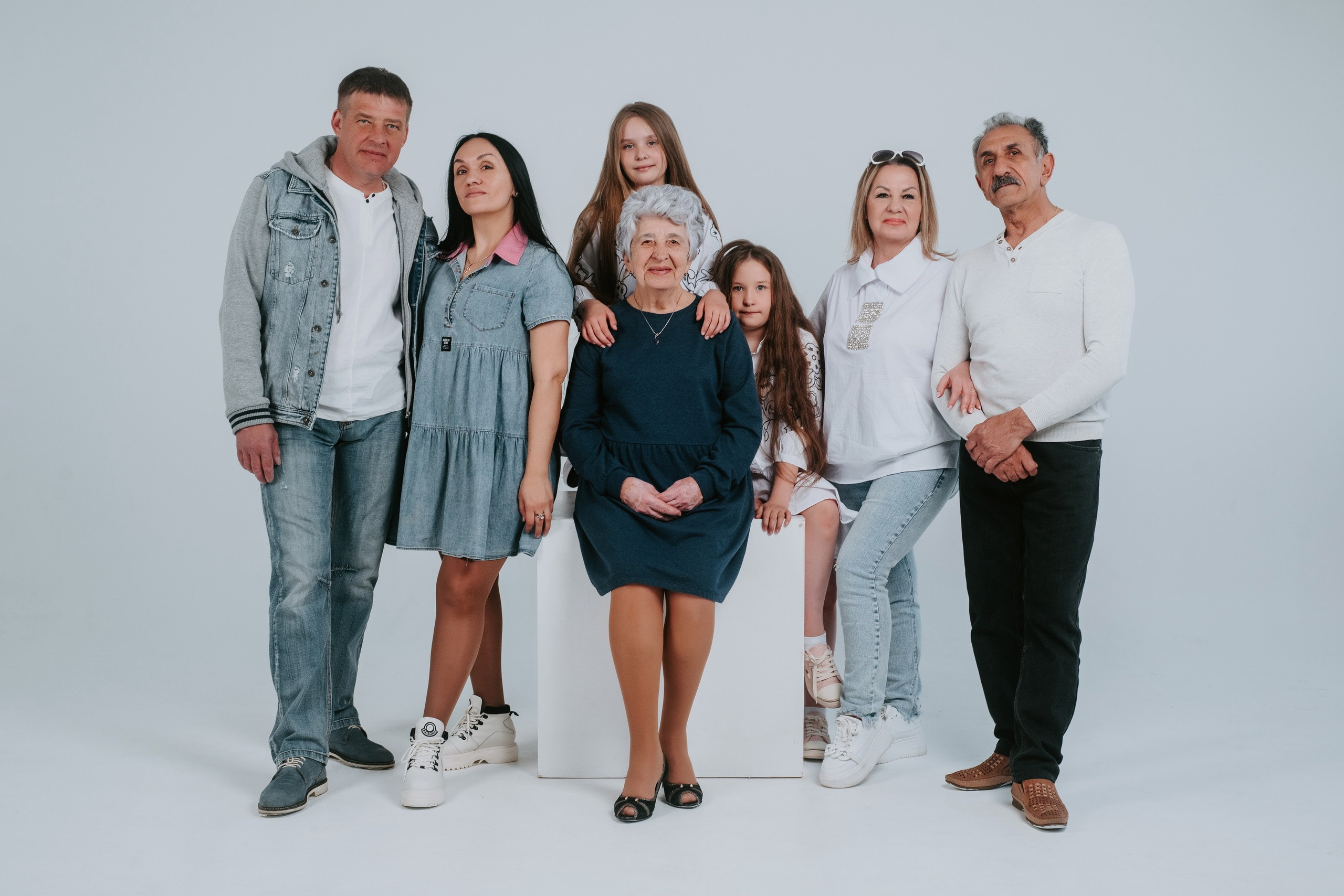 Большая семейная фотосессия. Фотограф Ярмишко Дарья. Выпускные фотокниги