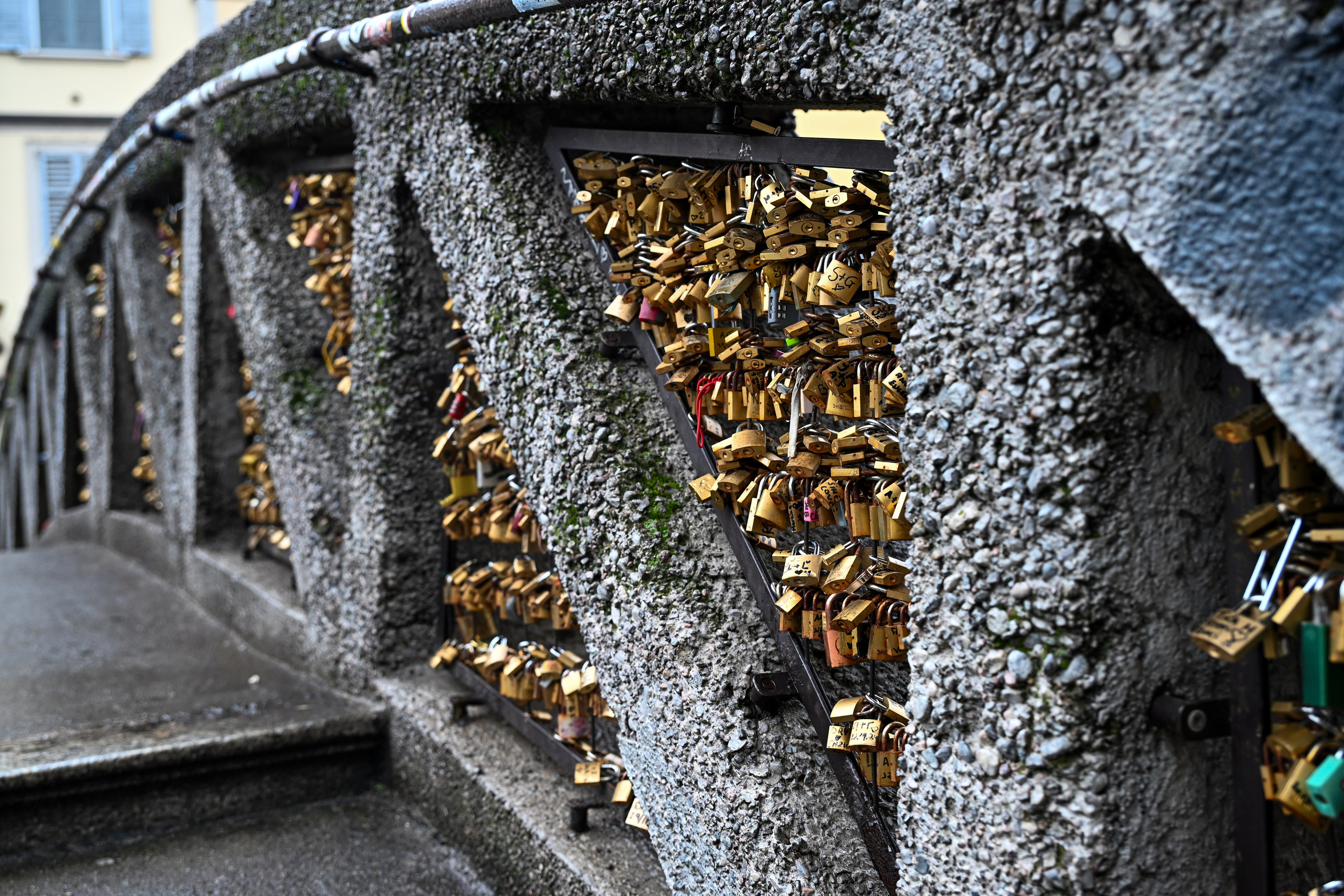 Milano: Navigli, City, Trams. Фотограф Минск