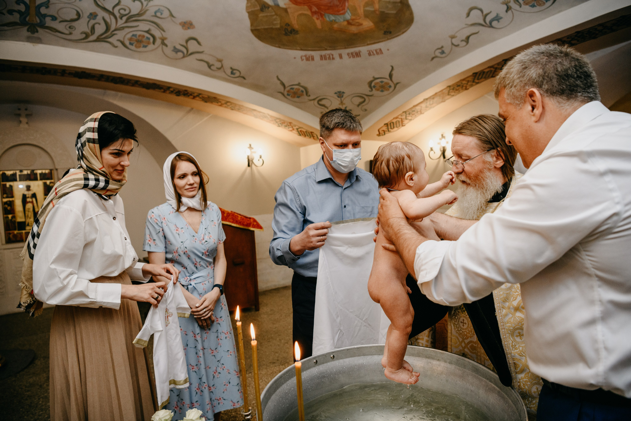 Крещение Александра. Фотограф на выписку из роддома в Москве и МО