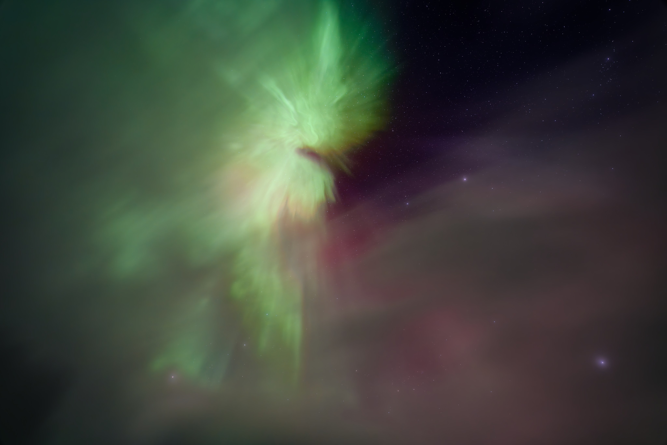 Добрый день! Меня зовут Матвеев Никита и я люблю путешествовать и снимать природу