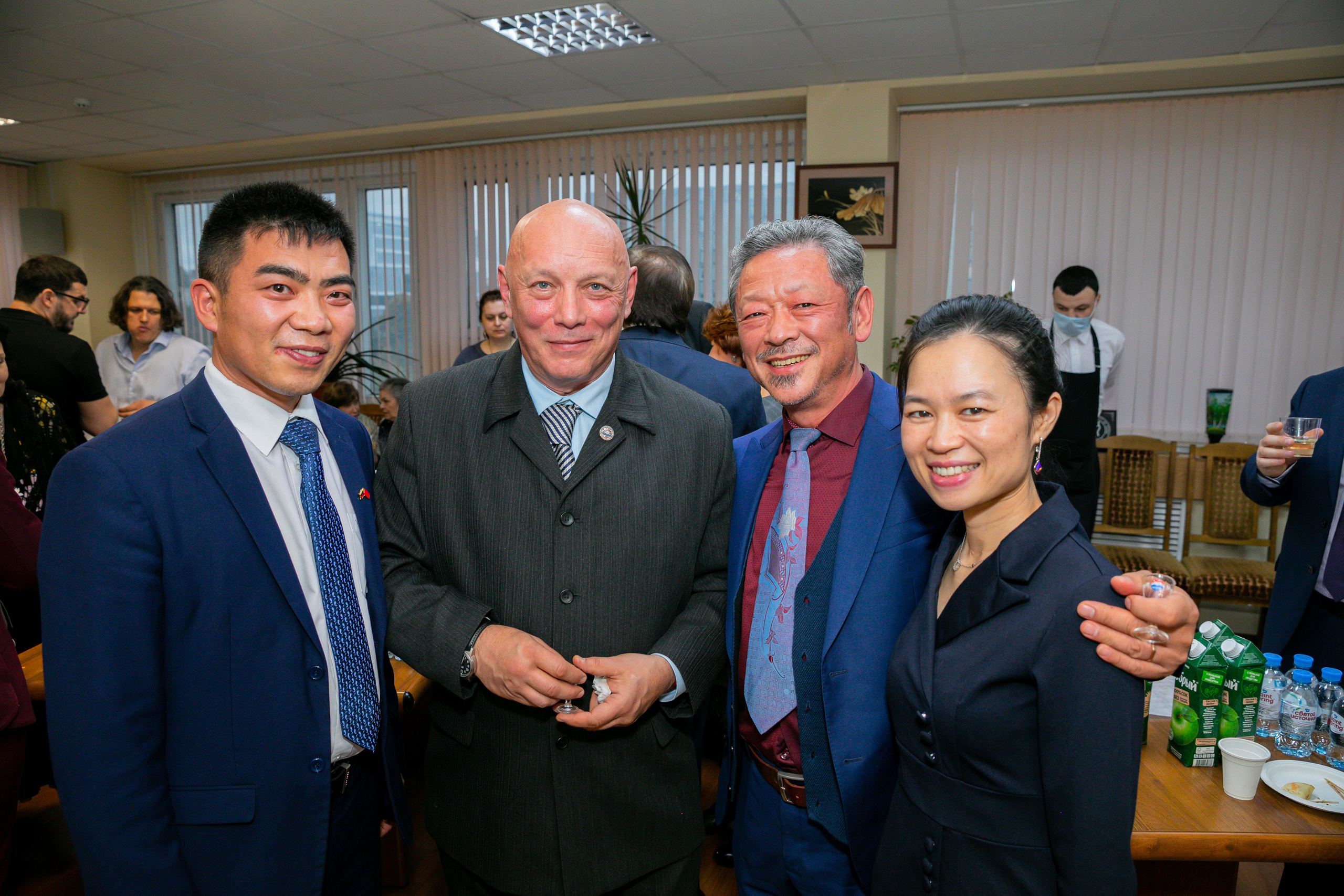 MOUTAI (конференция в институте). Дима Колес / фото и видео съёмка в Москве