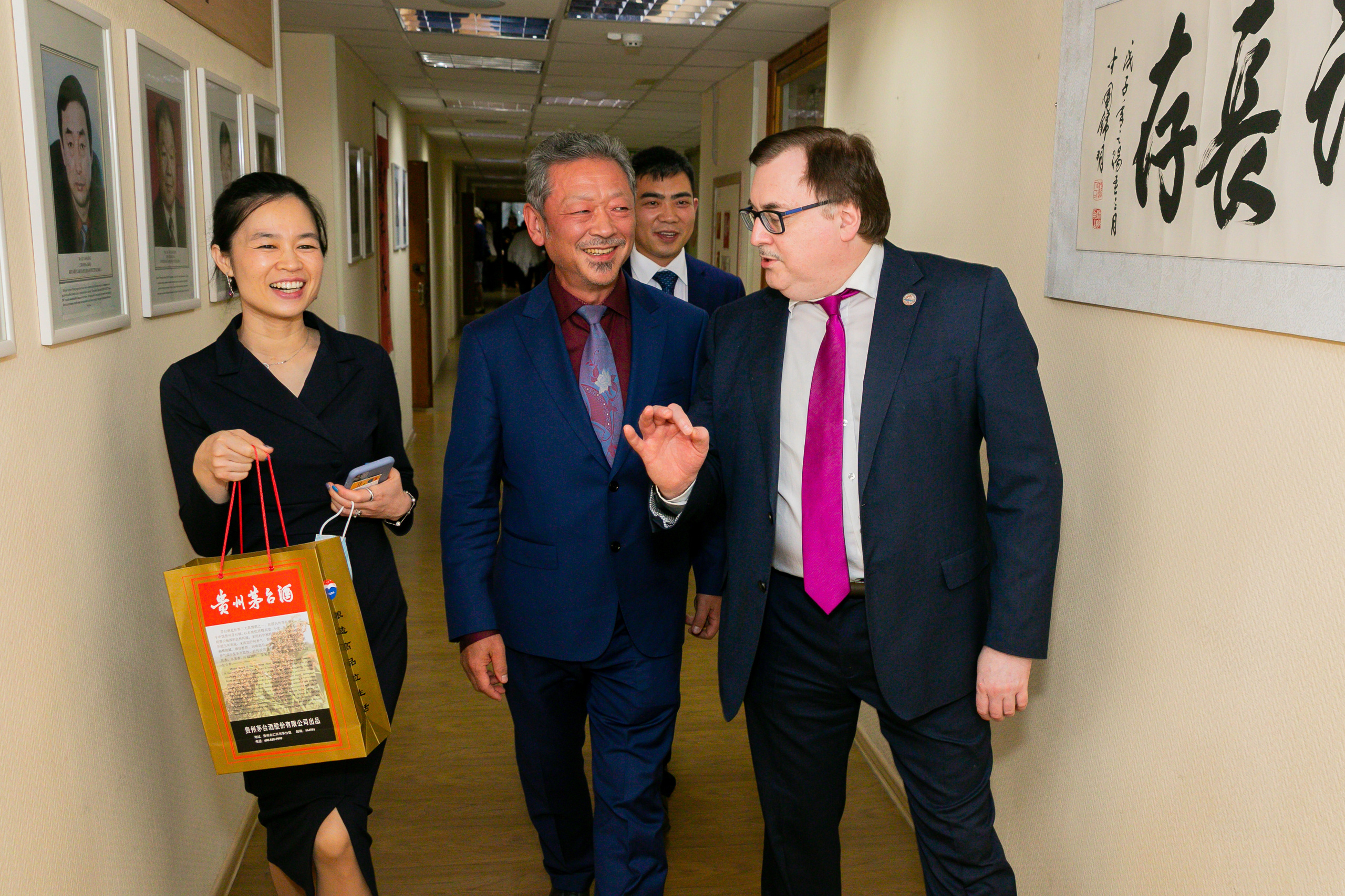 MOUTAI (конференция в институте). Дима Колес / фото и видео съёмка в Москве