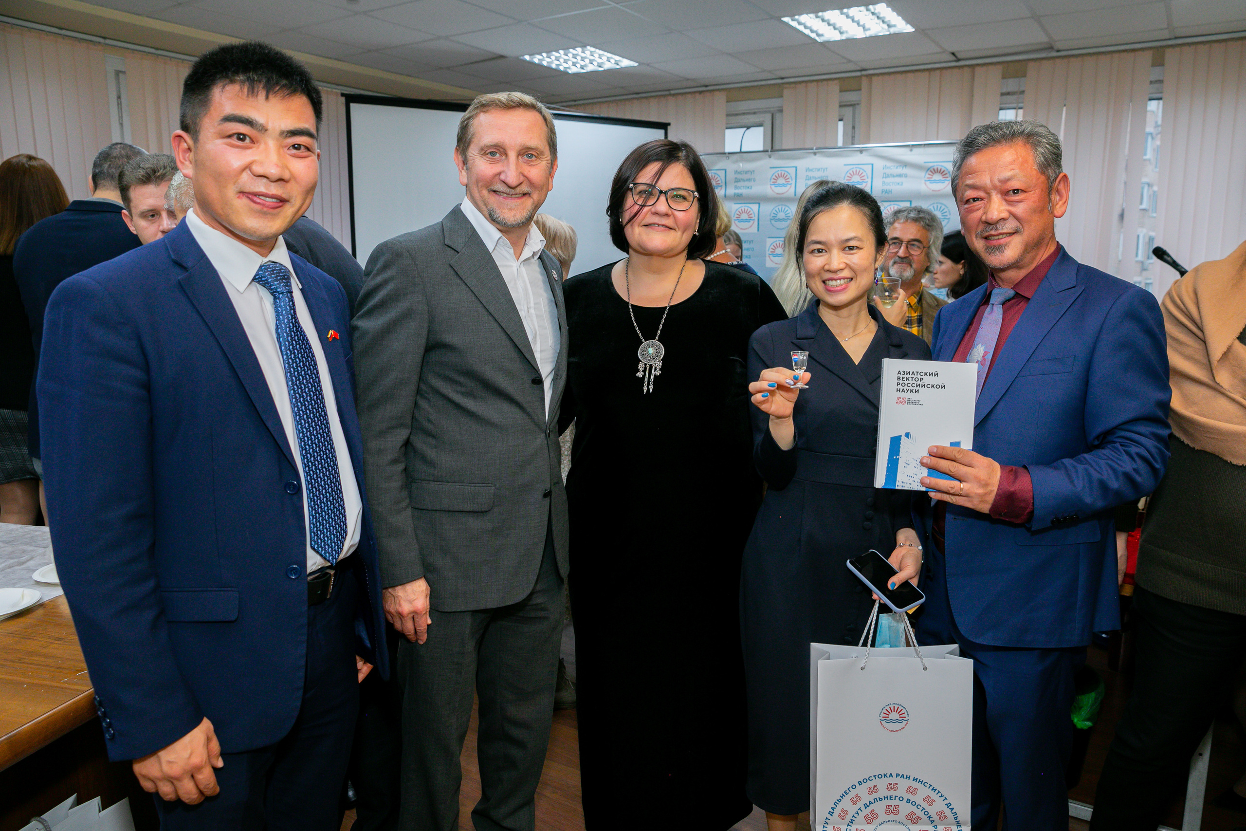 MOUTAI (конференция в институте). Дима Колес / фото и видео съёмка в Москве