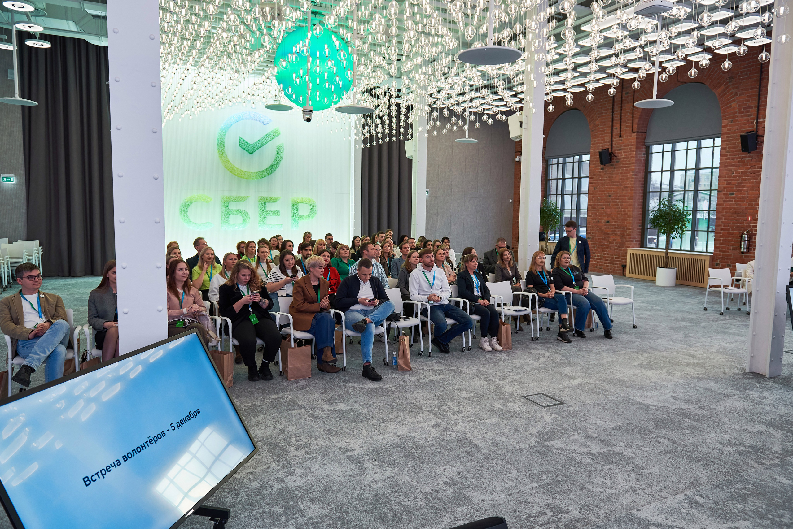 Волонтеры Северо-Запада. Иван Ступа, репортажный фотограф в Санкт-Петербурге и Ленинградской области