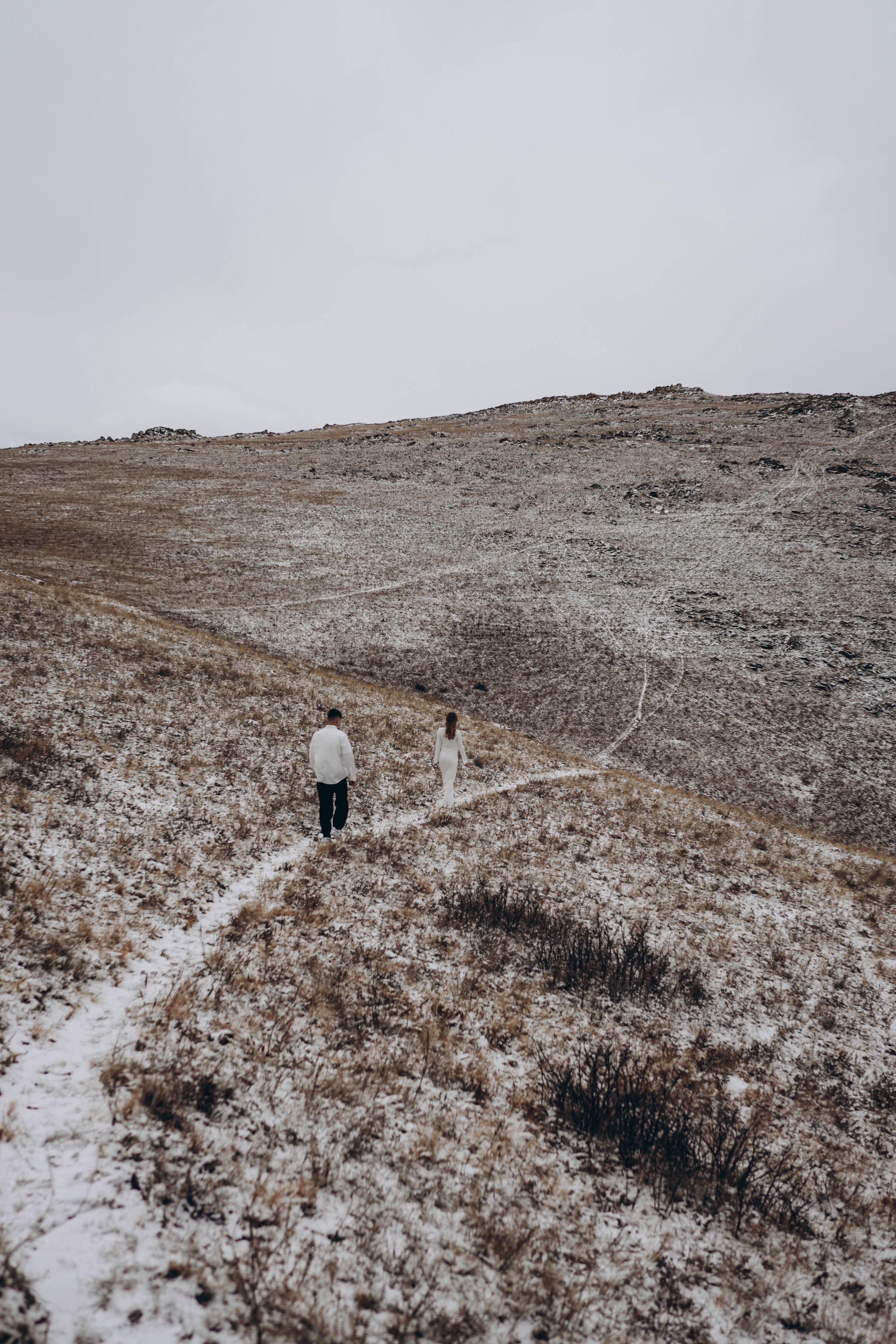Алина и Андрей: регистрация и свадебная съемка в бухте Ая. Фотограф в Иркутске
