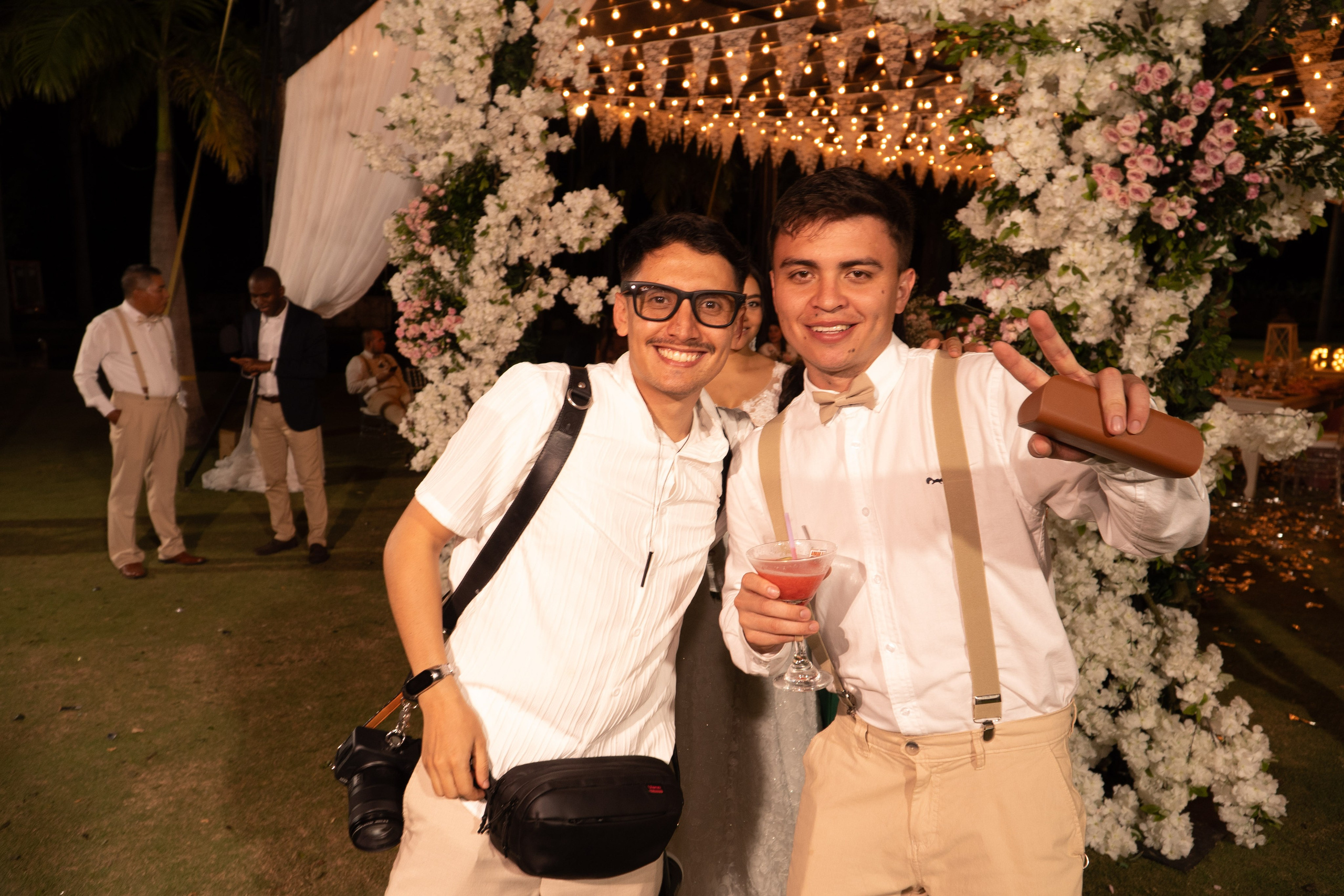 Carola & Gerson. Wedding Photographer in Barcelona and Medellin