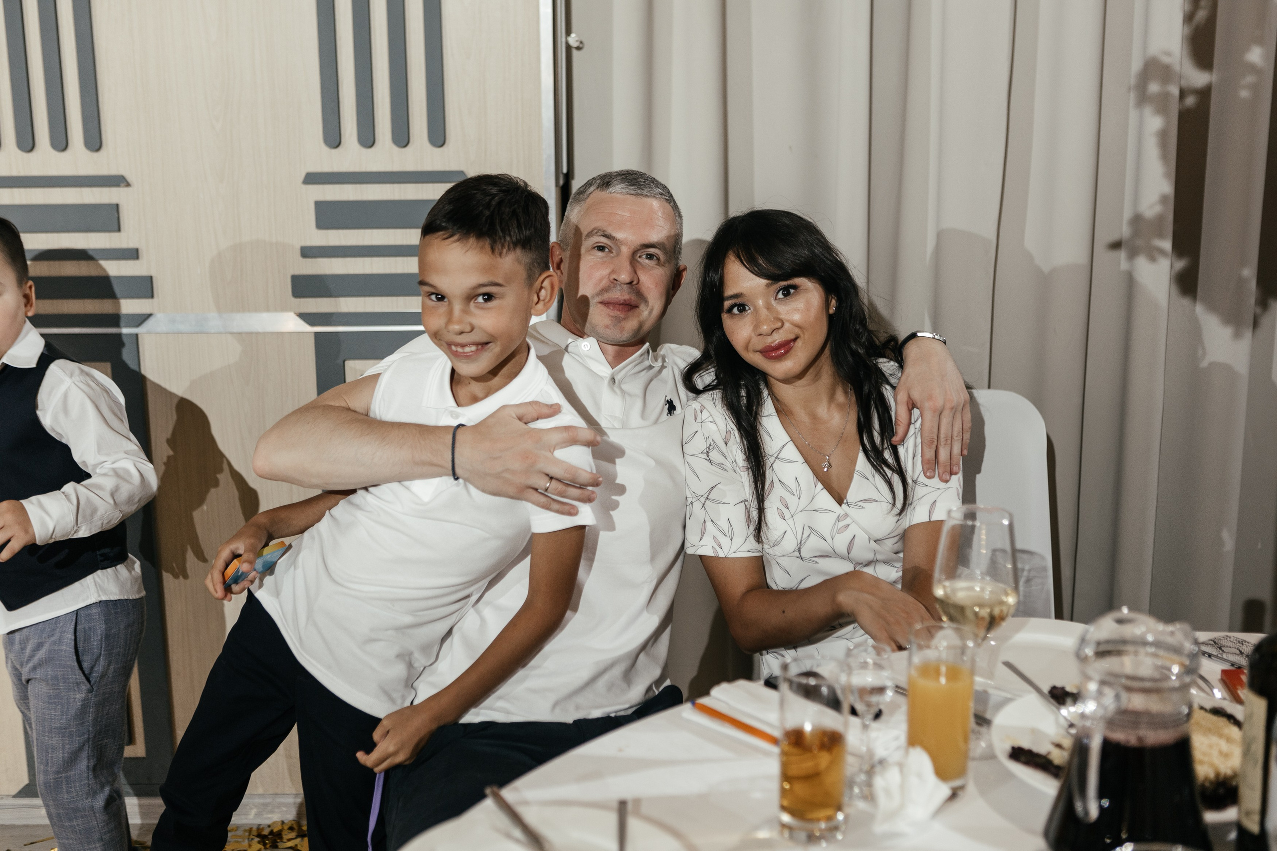 Свадебный фотограф Уфа — Руслан ГабдлисламовЖивые эмоции, красивые кадры, воспоминания на всю жизнь.Работаю по всей Республике Башкортоста. Свадебный фотограф Уфа Руслан Габдлисламов