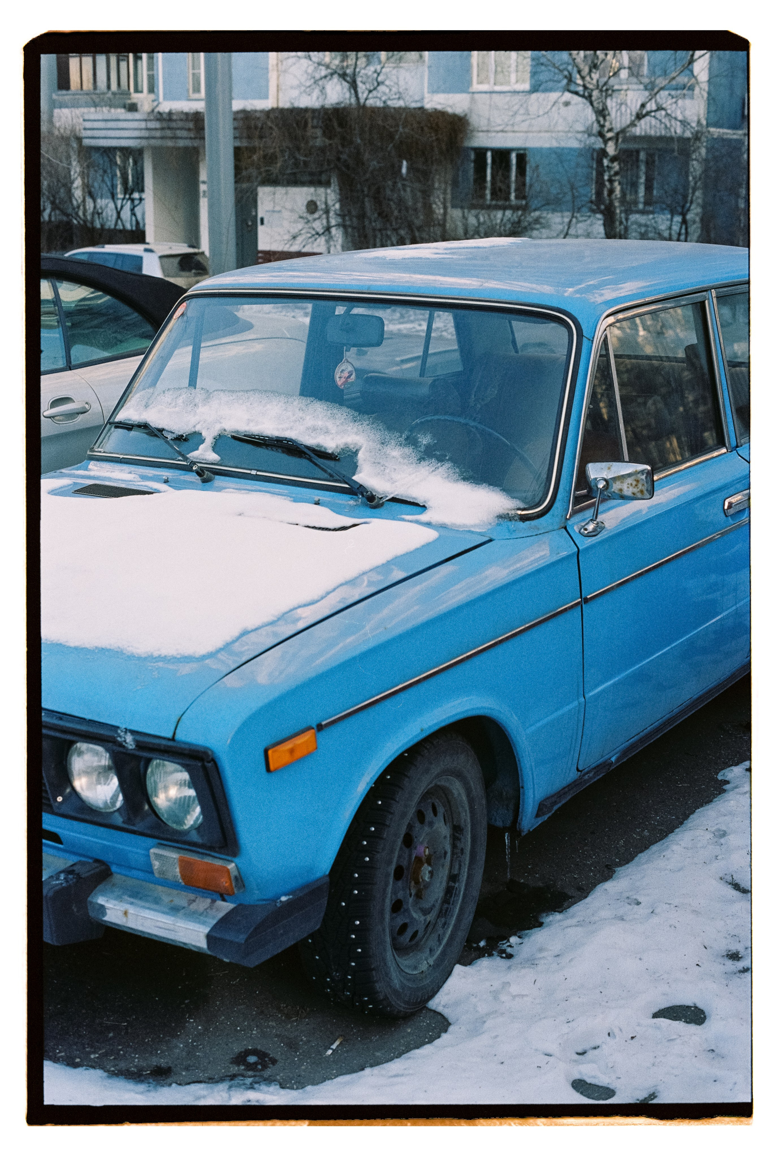 CARS. ANNA — PHOTOGRAPHER