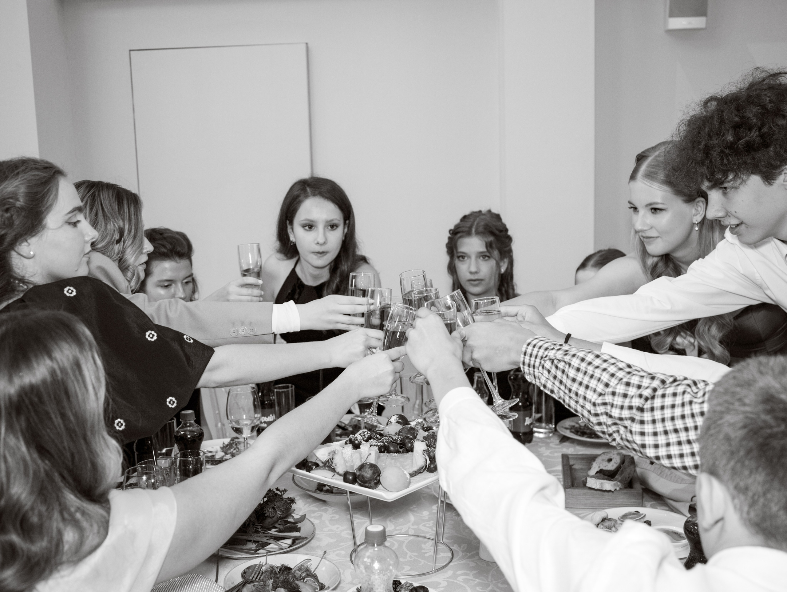 Выпускной 9 класс 2024. Свадебный и семейный фотограф в Москве Мила Широких