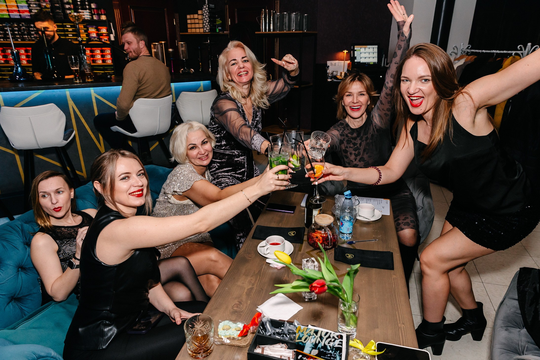 8 марта в лаунж-баре Major 2024. Свадебный, семейный и детский фотограф в Калининграде Елена Кравцова