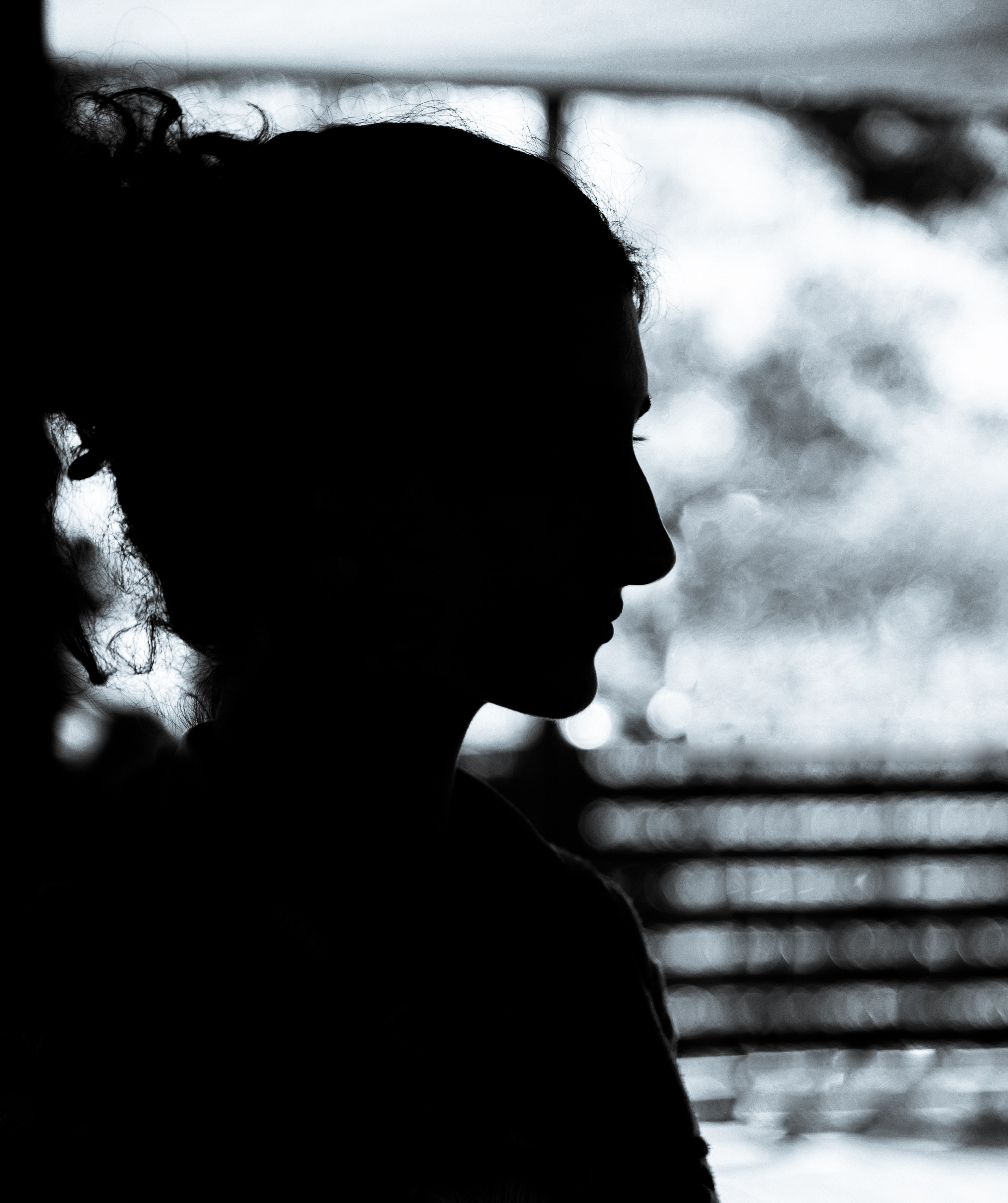 Портрет. крупный план. Кавказская девушка. Южная принцесса. Абхазка. Абхазия, Озеро Рица.