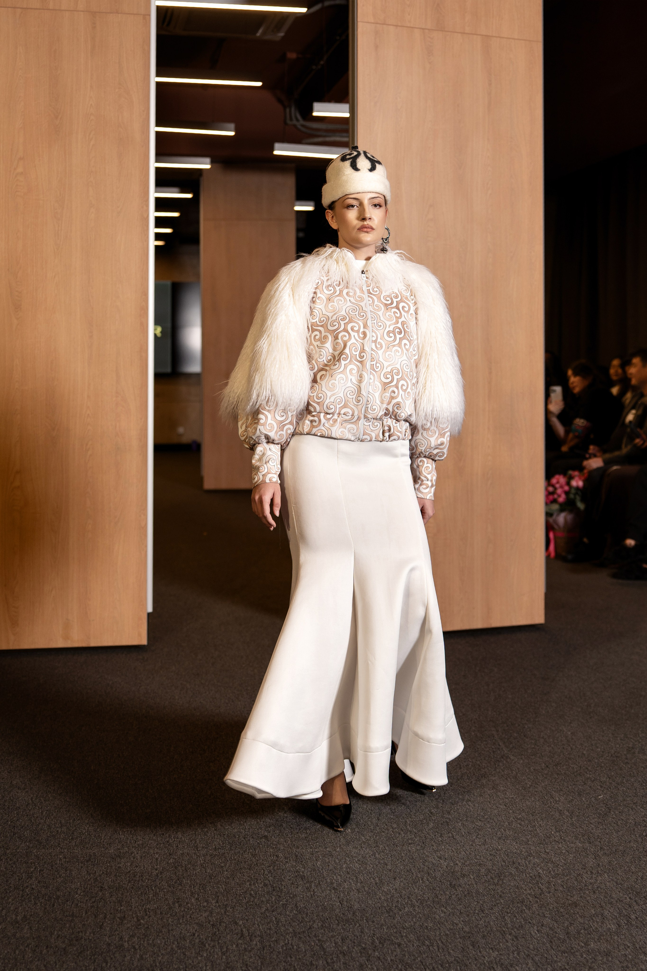 Brand Gulnur Atelier. Сайт Алматинского НЮ АРТ, будуар и фэшн фотографа Дениса Карпенко